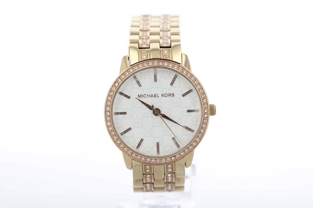 Michael Kors women Crystal accented Amazon.com: Michael Kors Watch for Women, Bryant Chronograph  main image 4