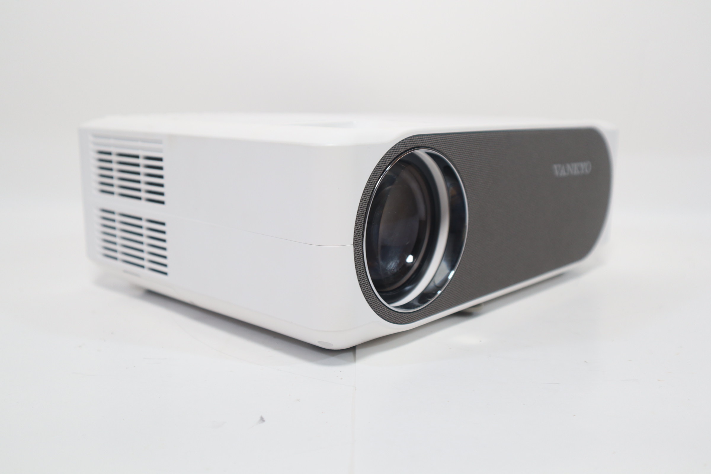 Vankyo Performance V630W White & Black Native 1080P HD Wi-Fi