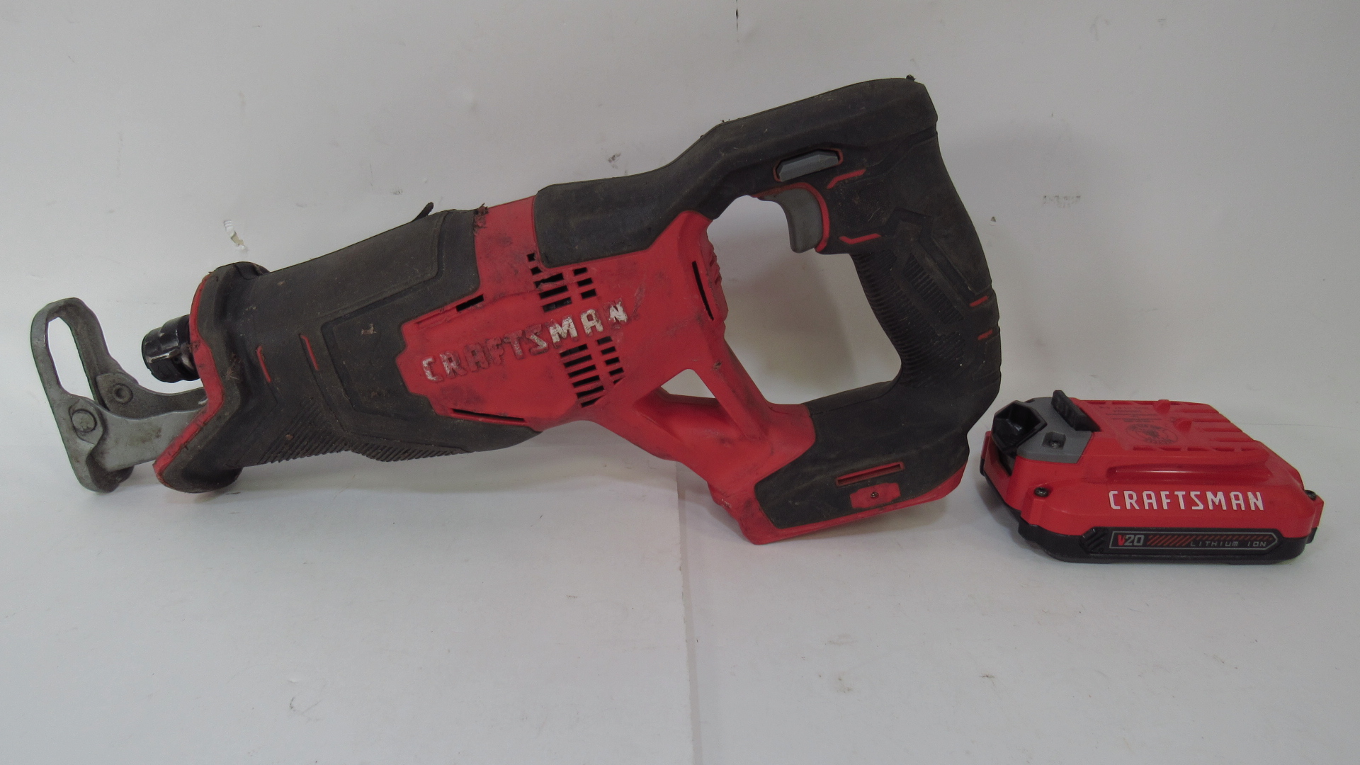 Craftsman V20 Cordless Reciprocating Saw CMCS300