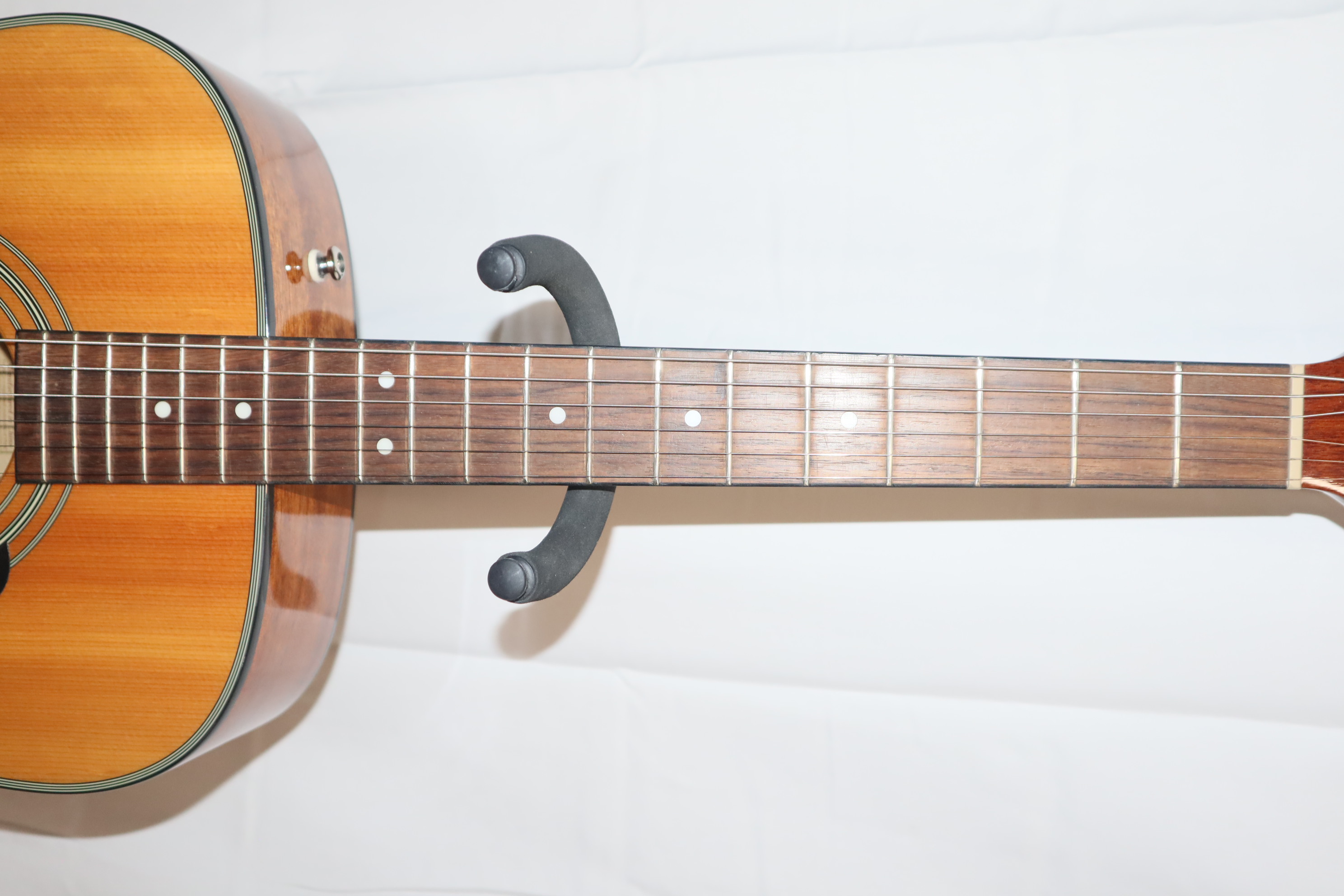 Fender DG8S NAT Natural Dreadnaught 6String RightHanded Acoustic