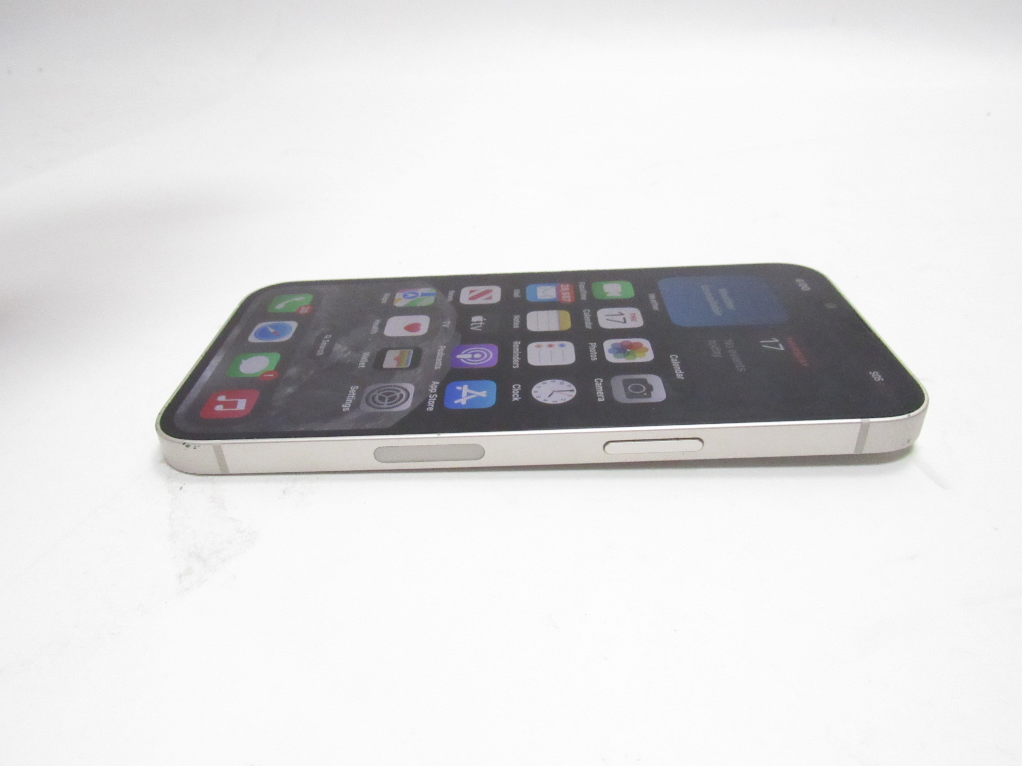 Apple iPhone 13 ML953LL/A A2482 128GB No SIM Restrictions White