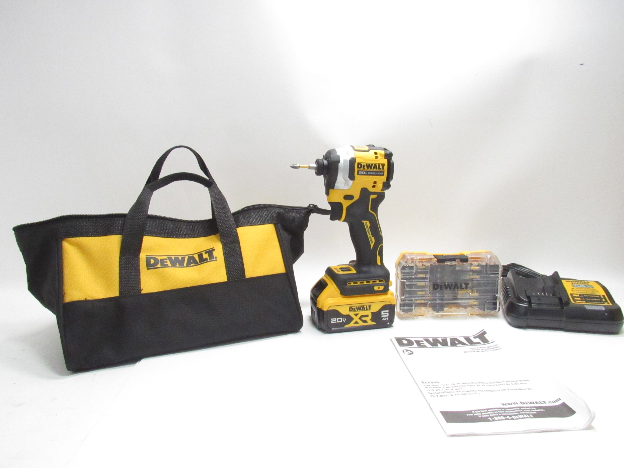 DEWALT DCF850 ATOMIC 20V MAX Cordless Brushless Compact 1/4 in. Impact ...