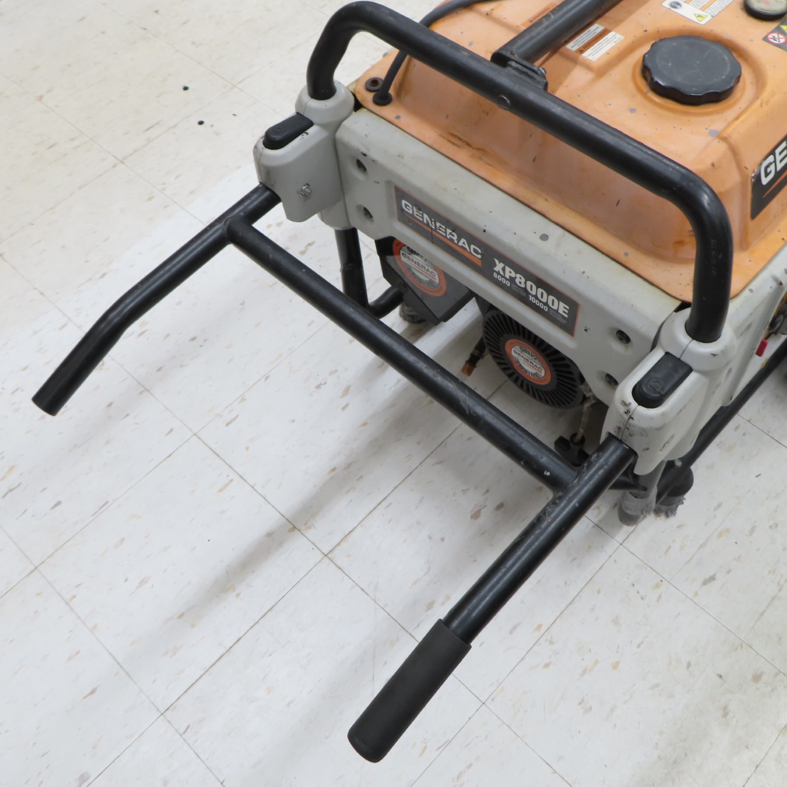Generac XP8000E XP 8000W Portable GasPowered Generator (Local PickUp