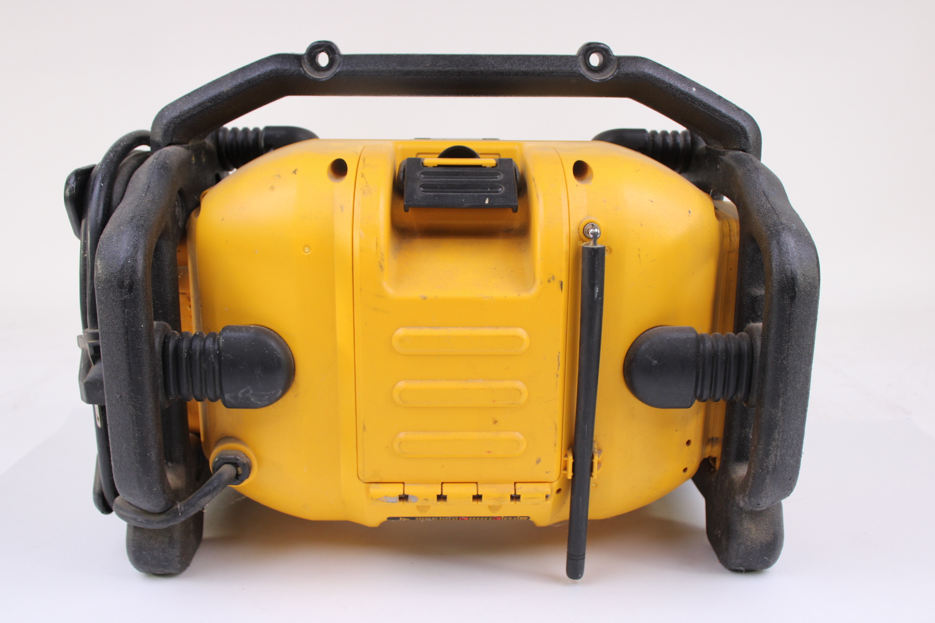 DeWalt DCR015 12/20VMax Lithium Ion Water Resistant Jobsite Radio
