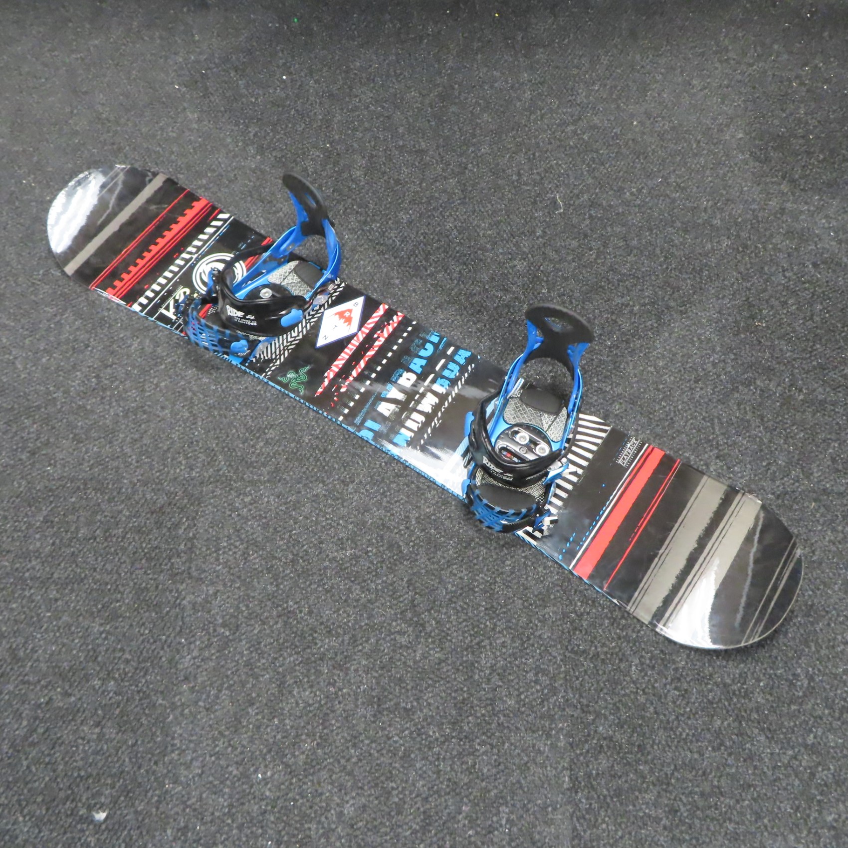 K2 - k2 スノーボーディング PLAY BACK K2 Playback (2013) SN220040 Woodcore Snowboard - Black/Red