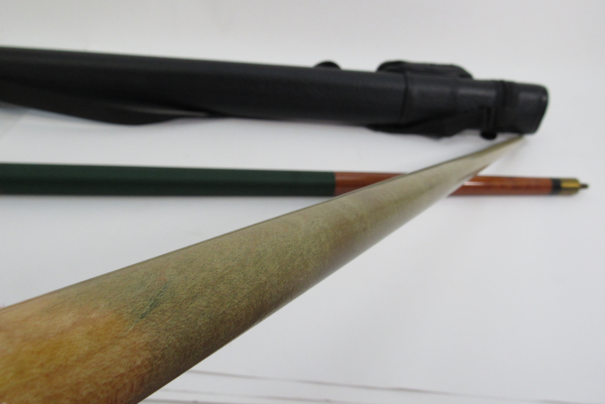 Viking 2Piece 571/2'' 20Oz Billiards Pool Cue