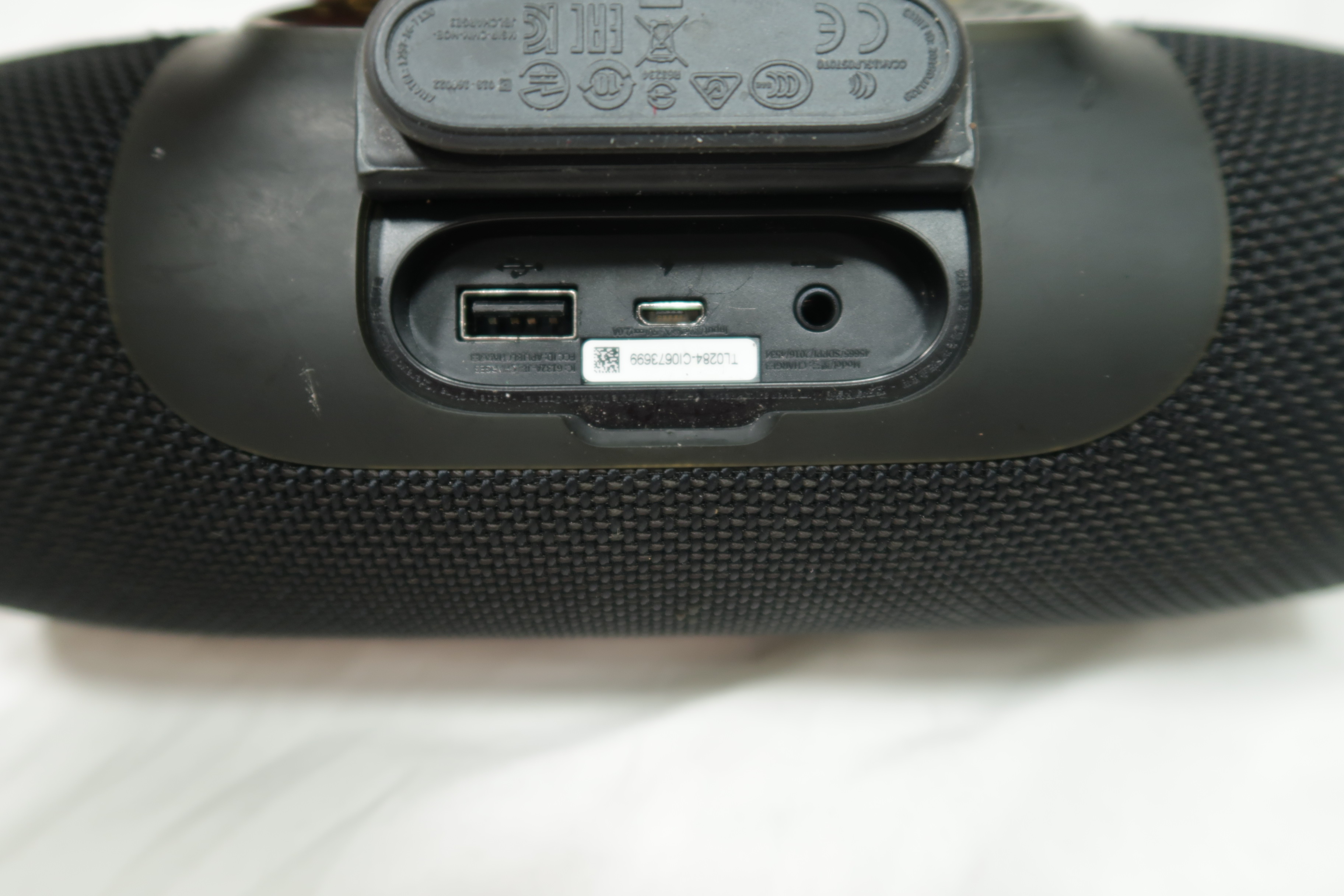 JBL Charge 3 IPX7 Rated Waterproof Black Body Portable