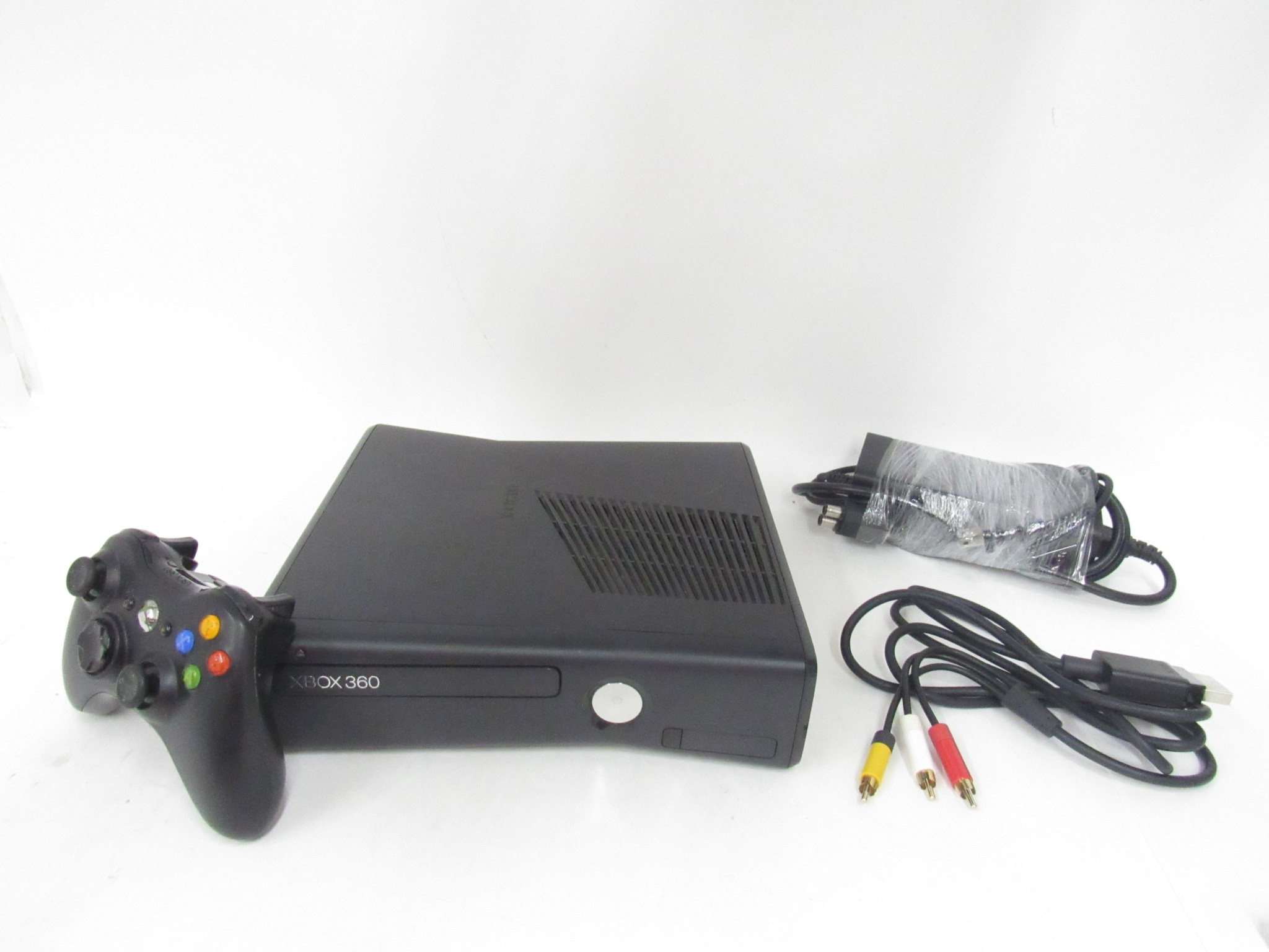 Microsoft Xbox 360 S Black hot 320GB Console