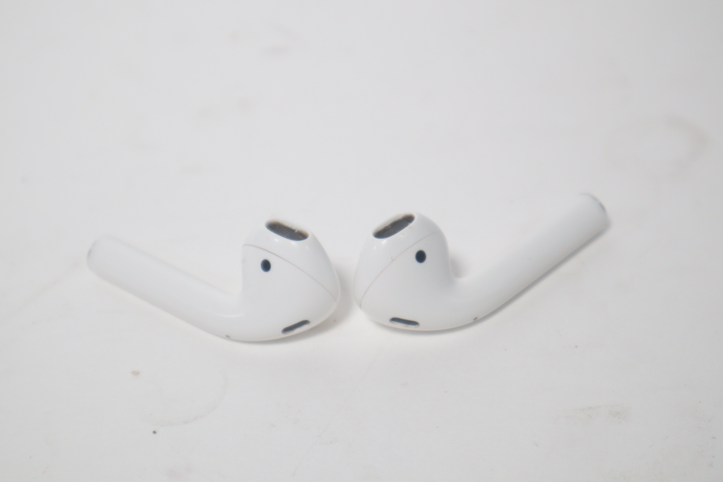 Apple Airpods Gen 2 A2031 & A2032 Motion & Speech Detecting In Ear