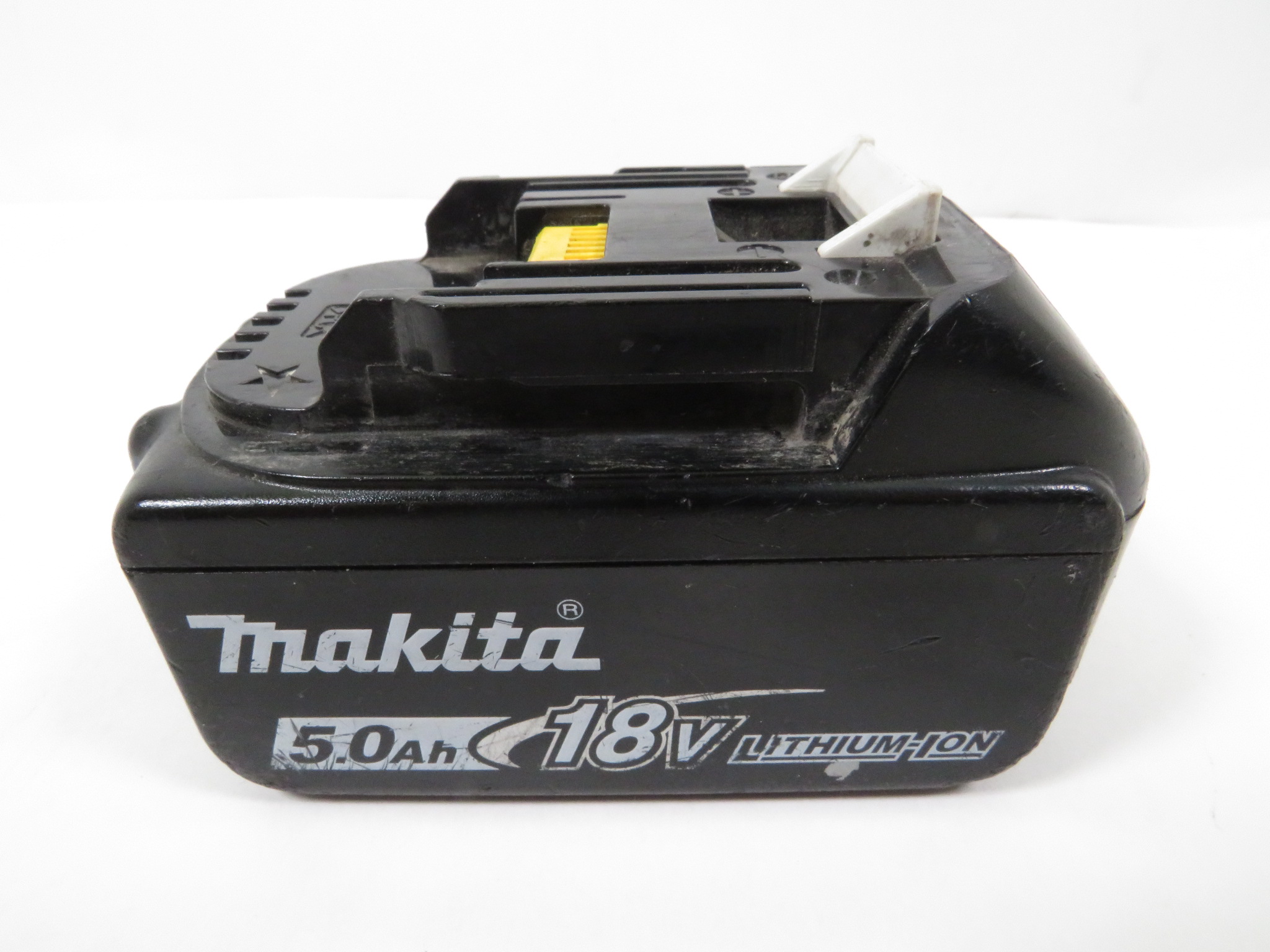 Makita BL1850B Lithium Ion 5.0Ah 18V Battery 5025847