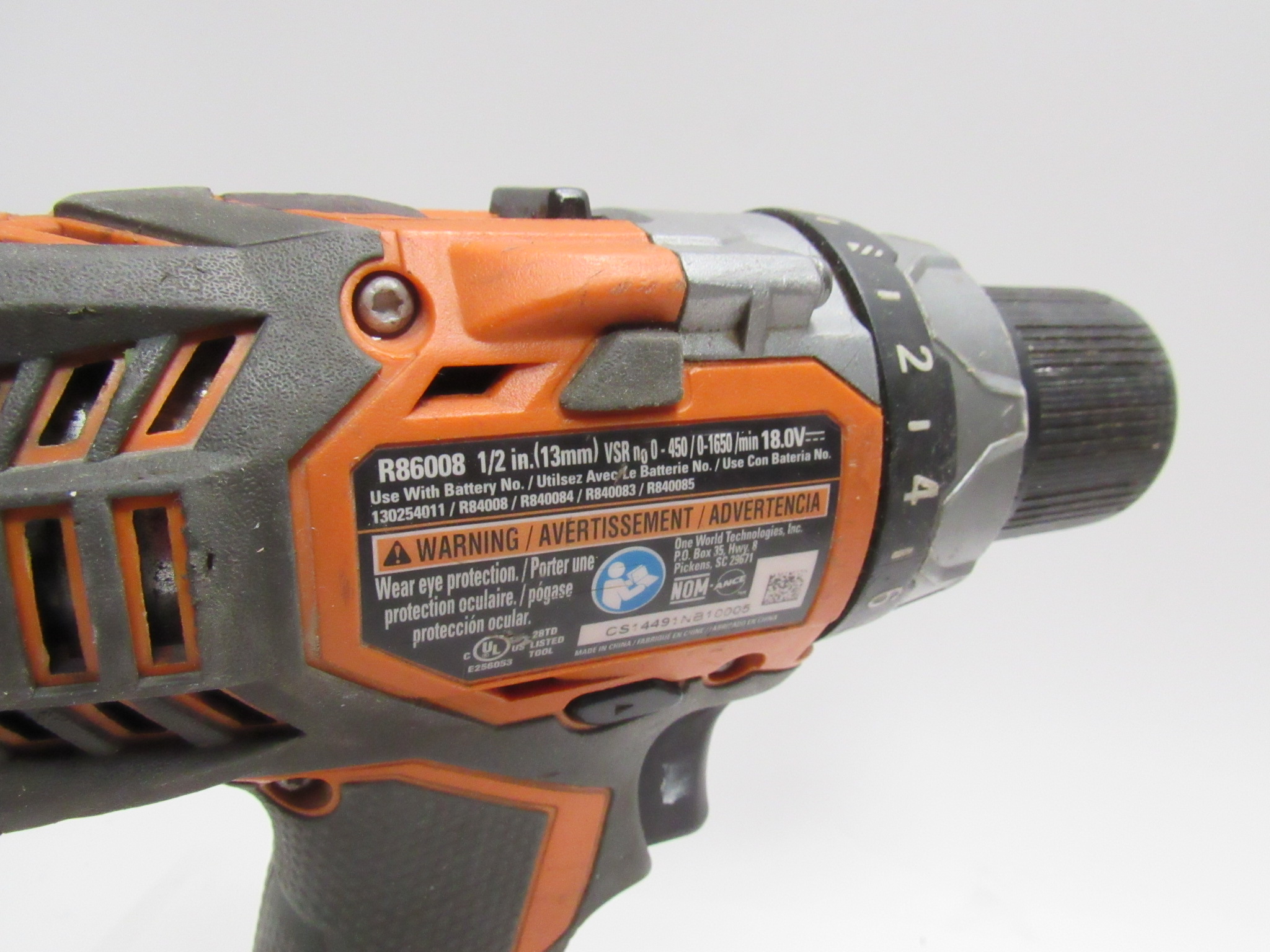 Ridgid R86008 18Volt LithiumIon Compact 1/2" Inch Cordless Drill/Driver