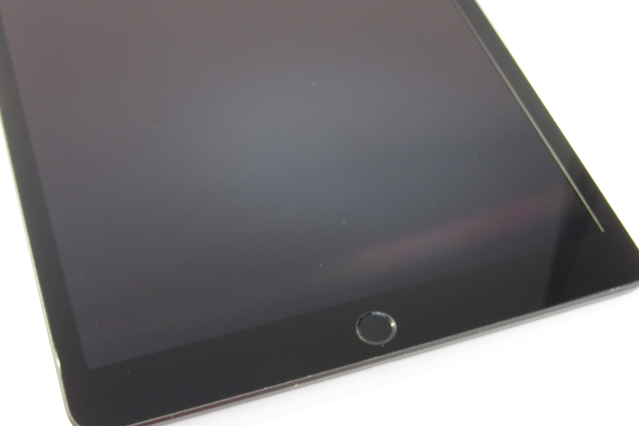 Apple iPad 9th Generation MK663LL/A 64GB Wi-Fi Cellular 10.2 Apple iPad 9th Generation MK663LL/A 64GB Wi-Fi Cellular 10.2