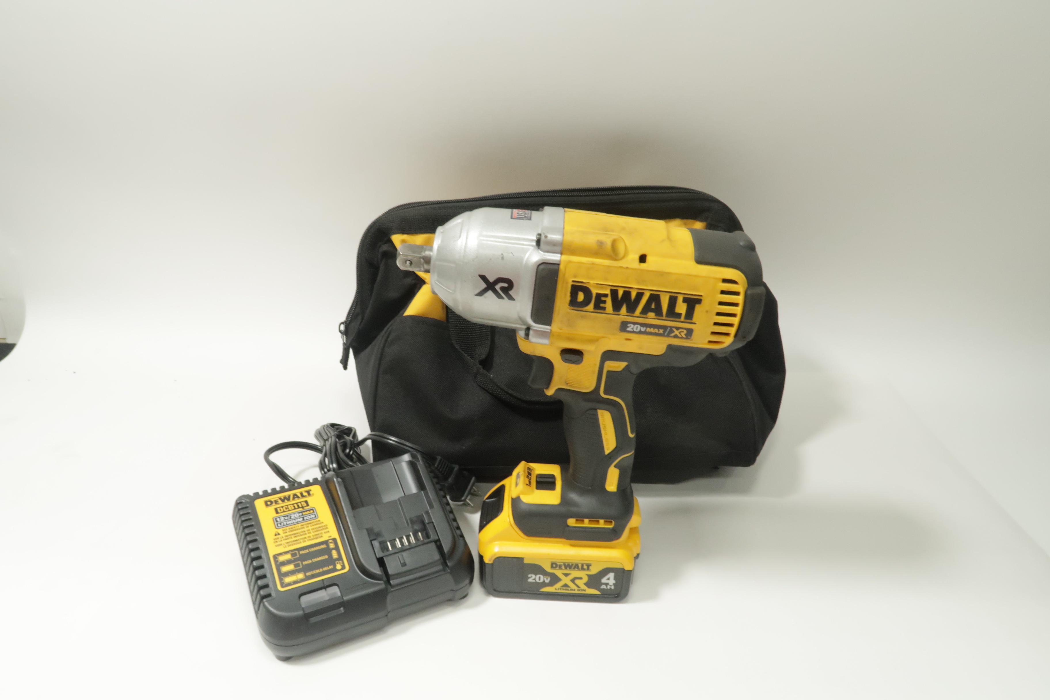 DeWalt DCF899M1 20V Cordless 1 2 Drive Brushless 3 Speed Impact