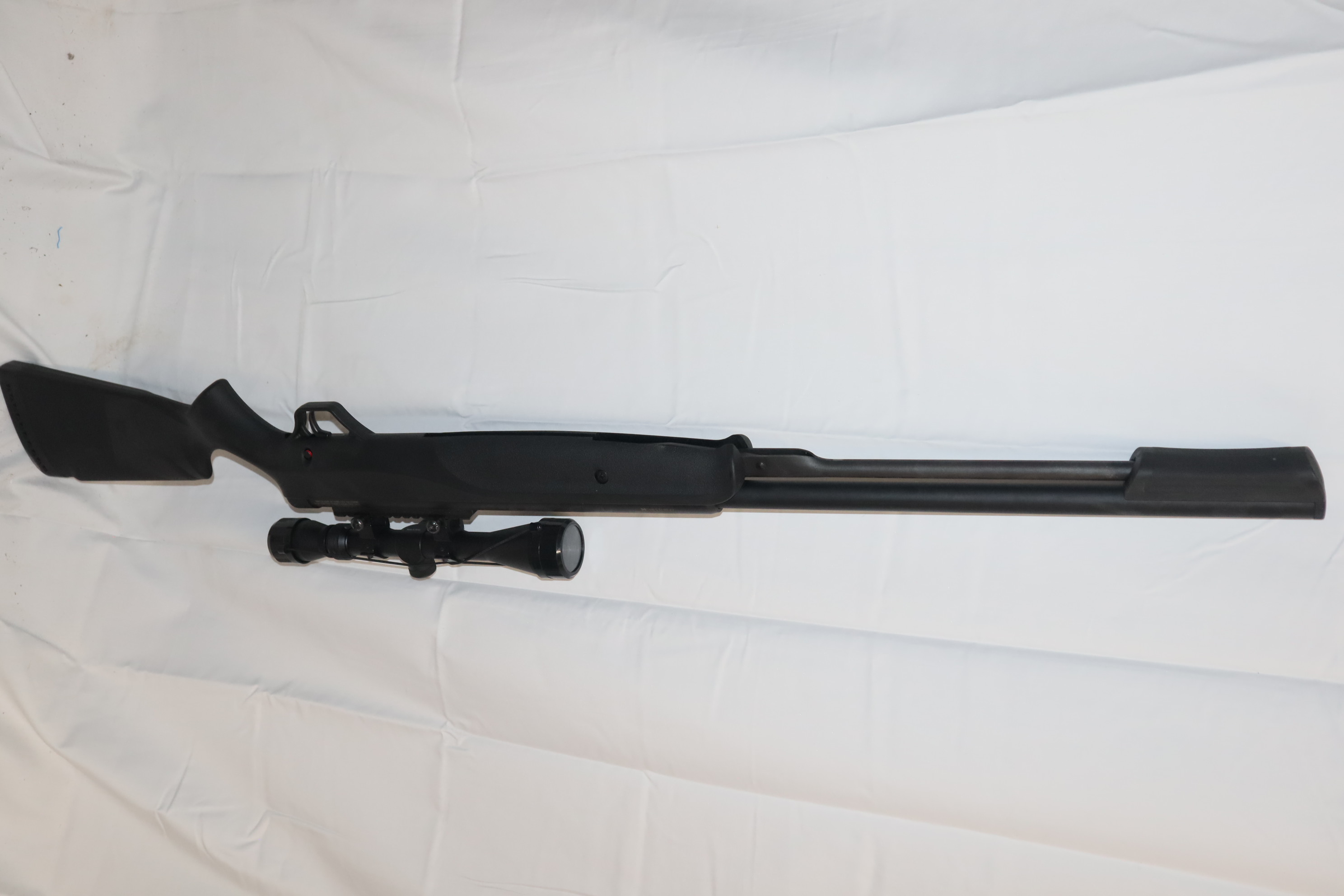 Umarex Synergis 12-Shot Under Lever .177 Air Rifle 0850 / 3-9X40 Scope