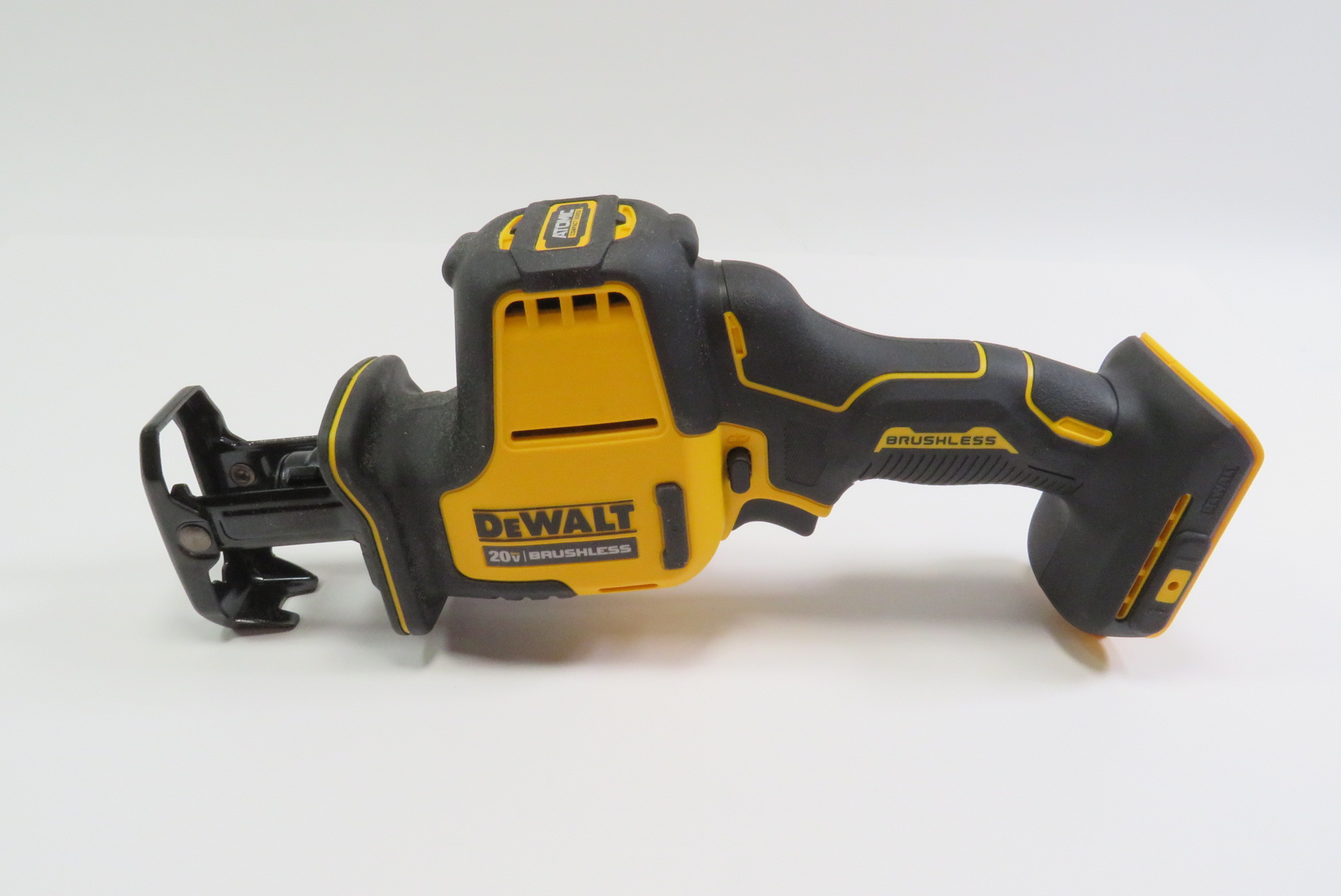 DeWalt DCS369 ATOMIC Compact 20V MAX Cordless Brushless Reciprocating Saw