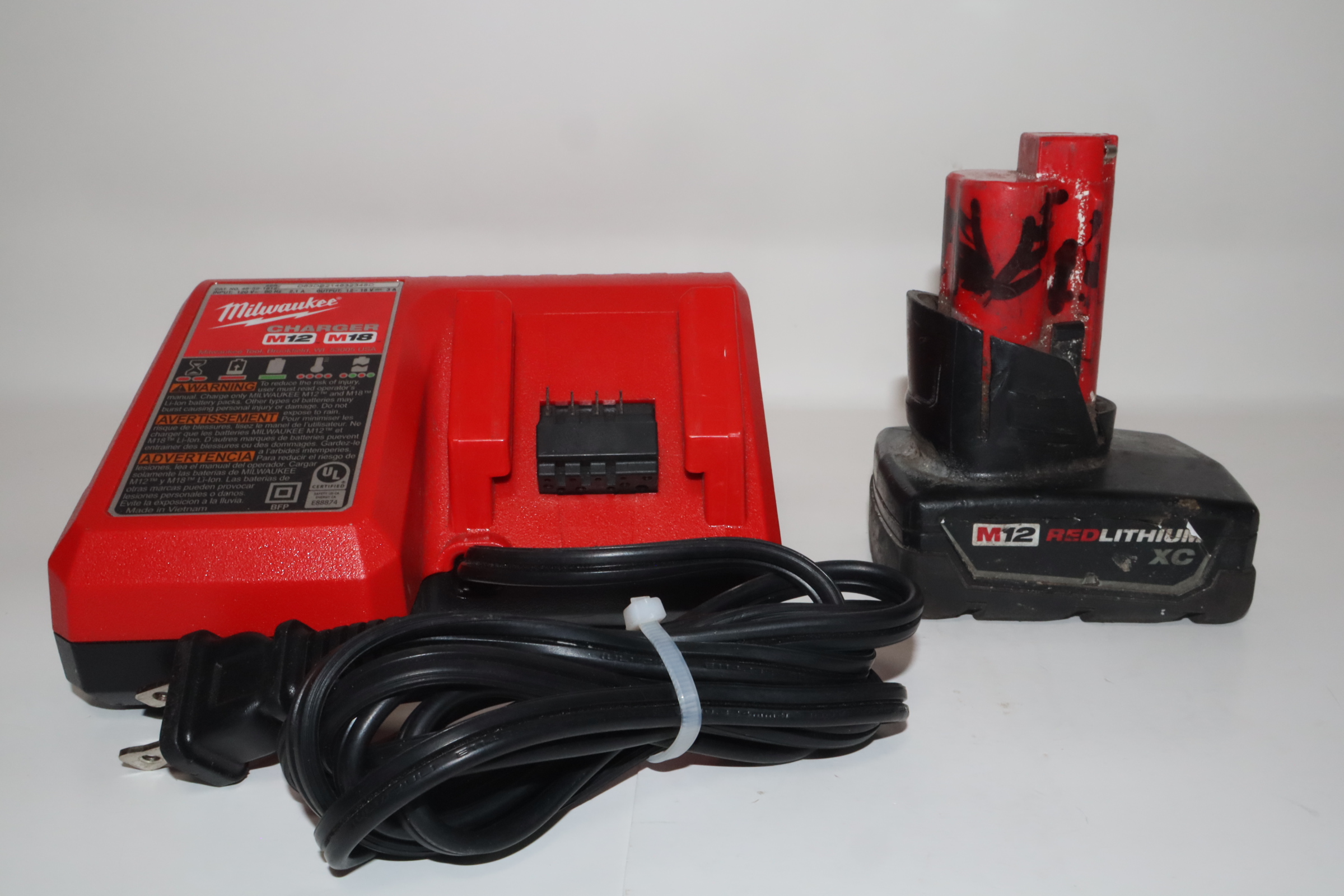 Milwaukee M12 - Batteries And Chargers
