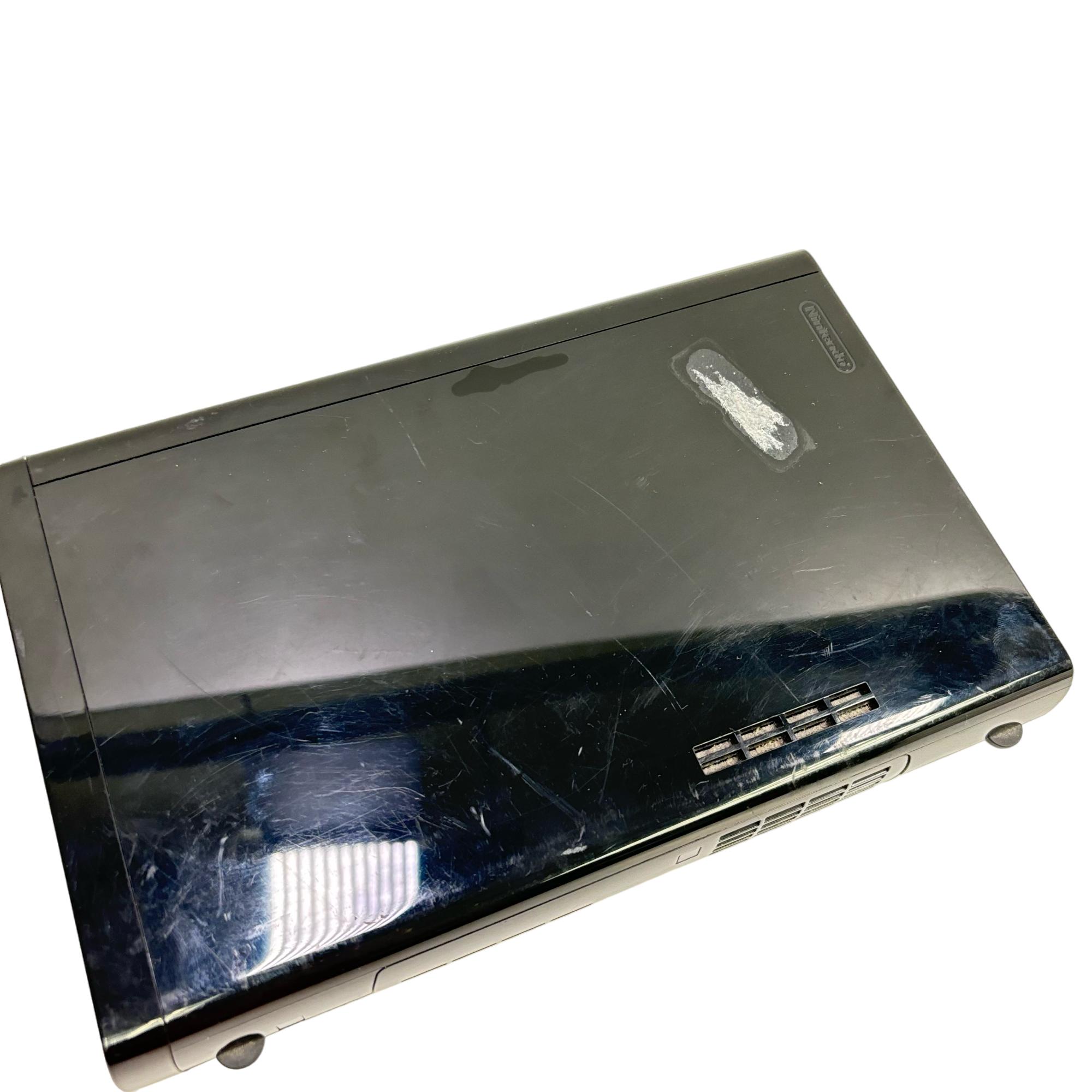 Nintendo Wii U WUP-010 Video Game System 6949