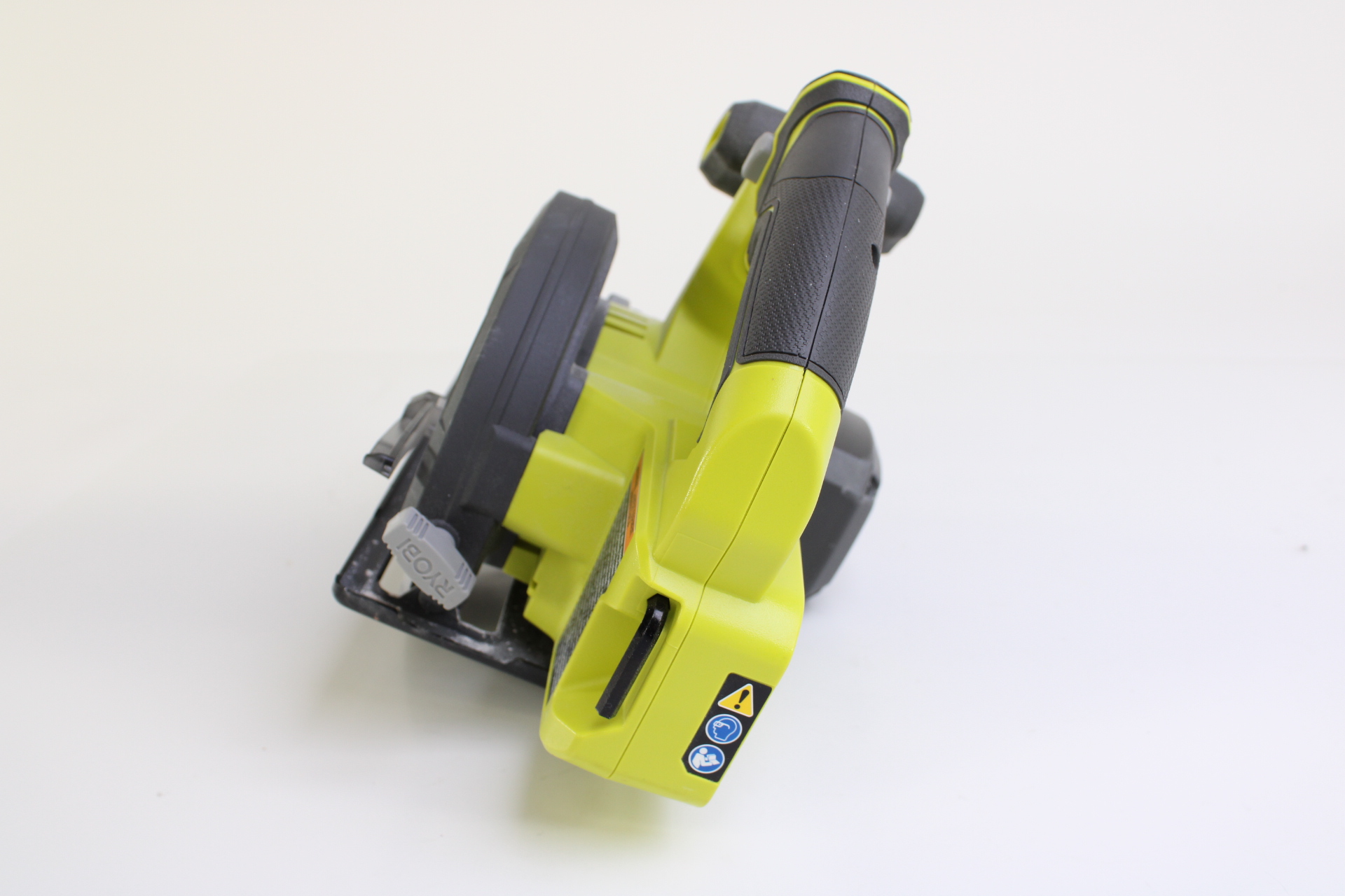 Ryobi PCL500 ONE+ 18-Volt Lithium-Ion Compact Cordless 5 1/2 in ...