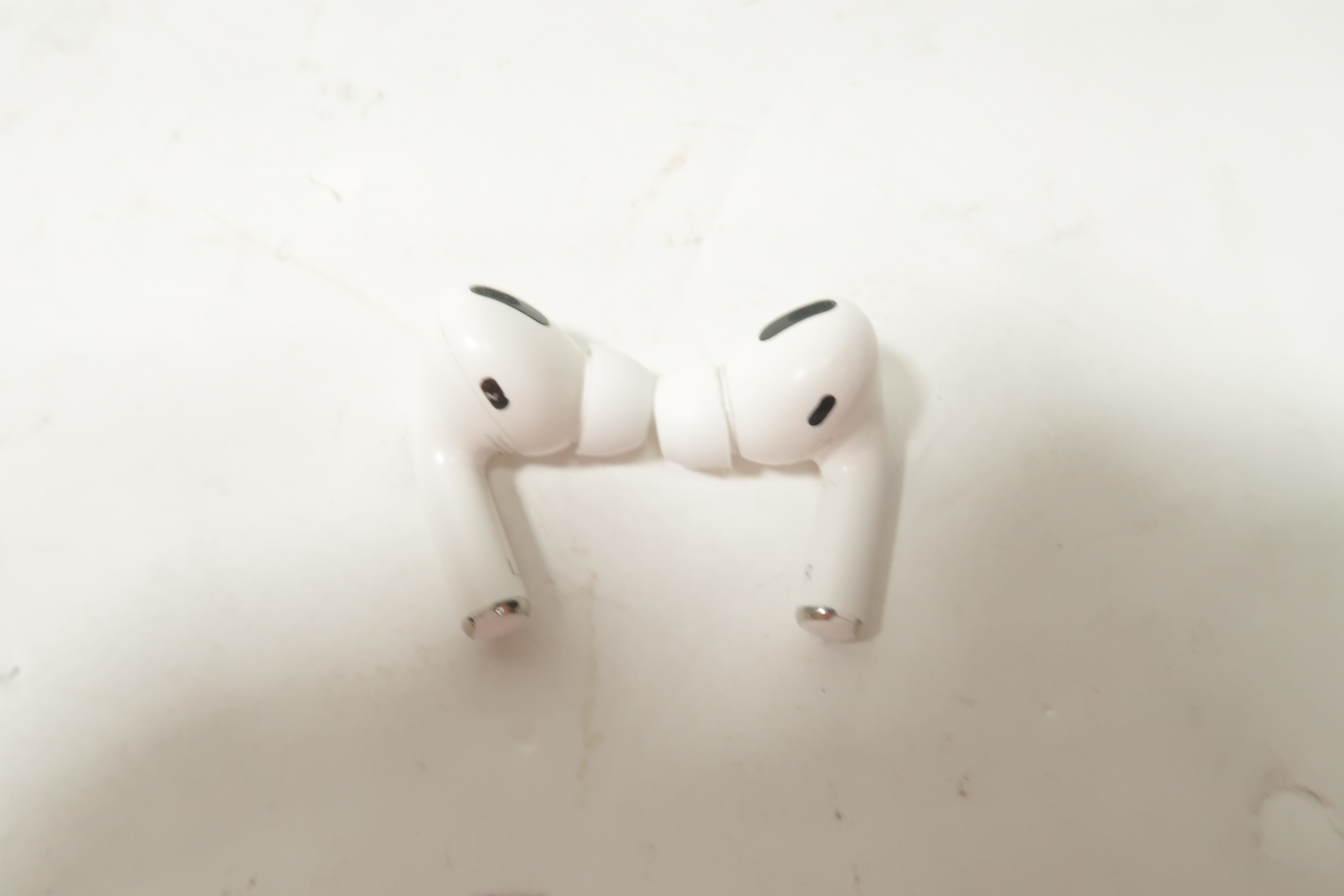 Apple MLWK3AM/A Wireless Bluetooth Headphones AirPods Pro 7444