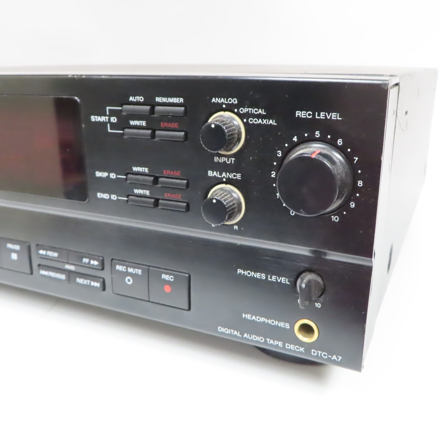 Sony DTC-A7 Digital Audio Tape Deck/DAT Recorder Sony DTC-A7 Digital Audio Tape Deck/DAT Recorder