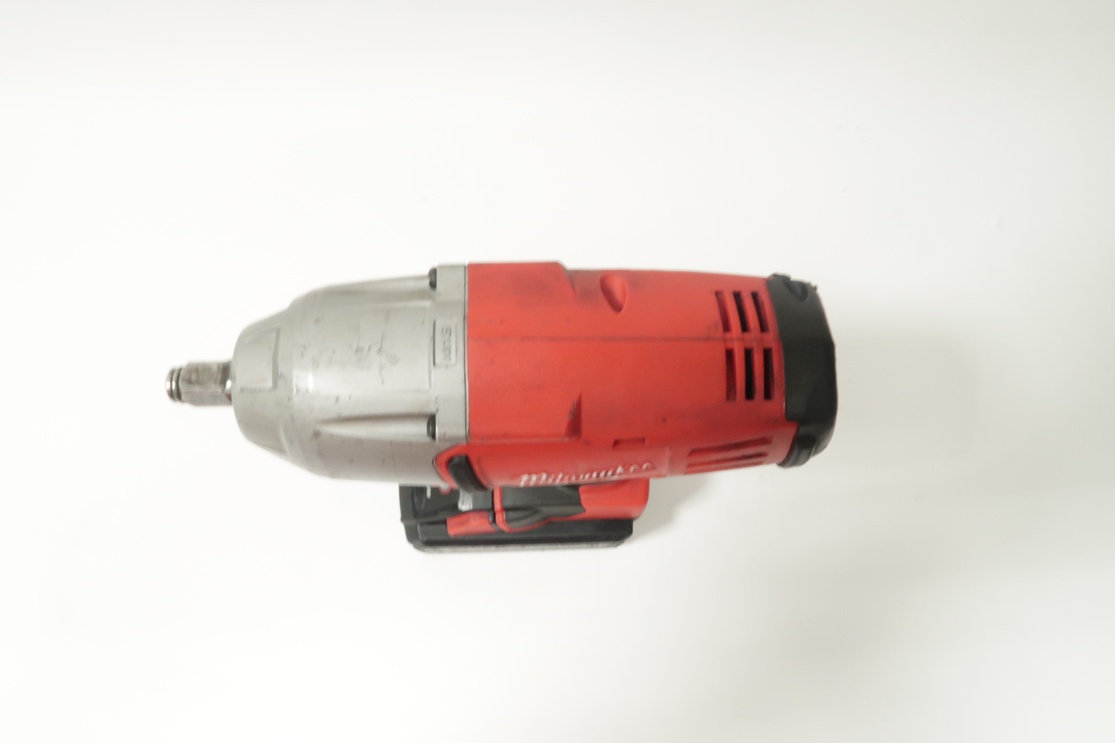 Milwaukee 266320 M18 18Volt LithiumIon Cordless 1/2 in. Impact