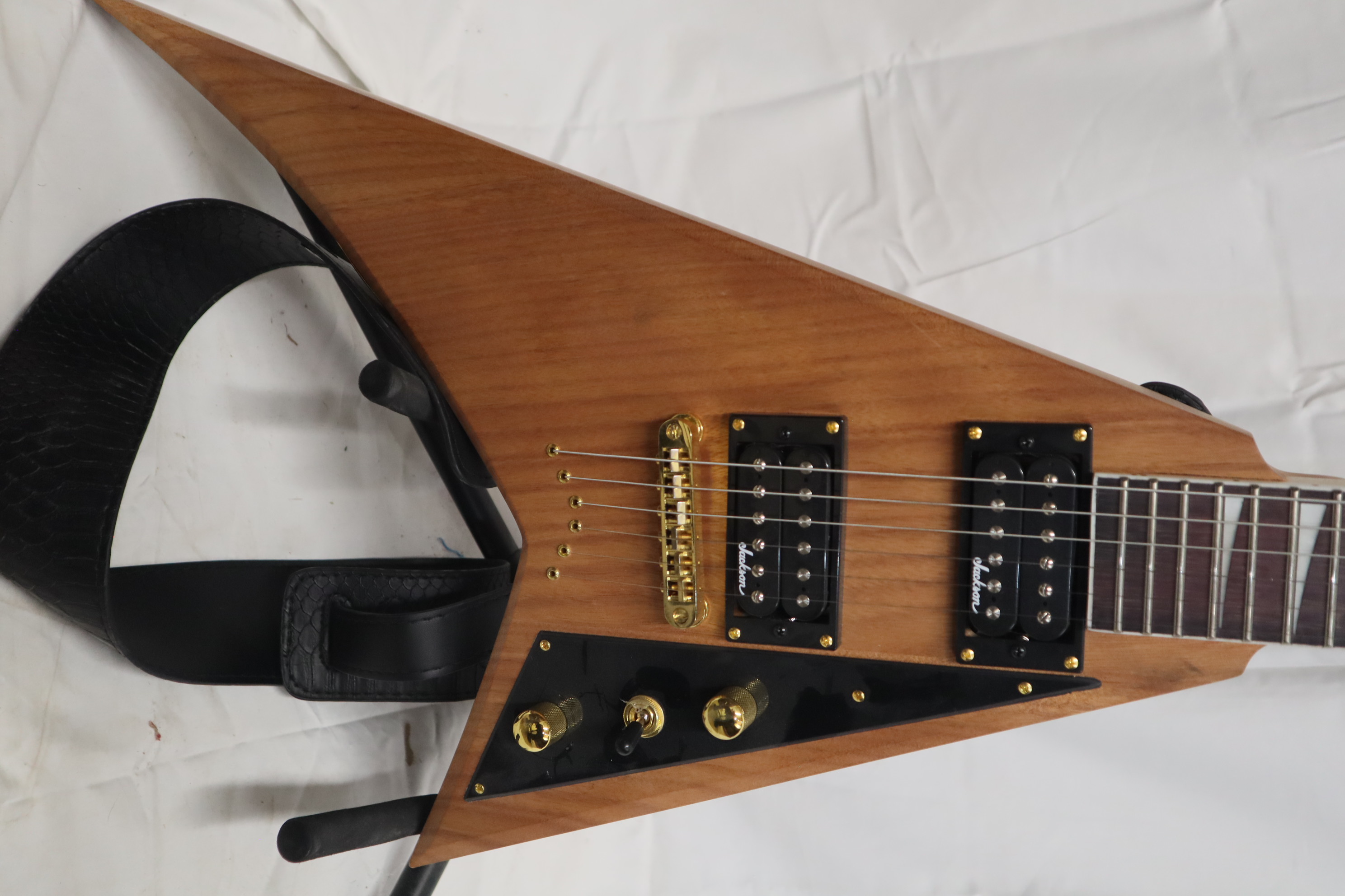 Jackson Randy Rhoads JS32T FSR Natural Oil 6-String Mahogany