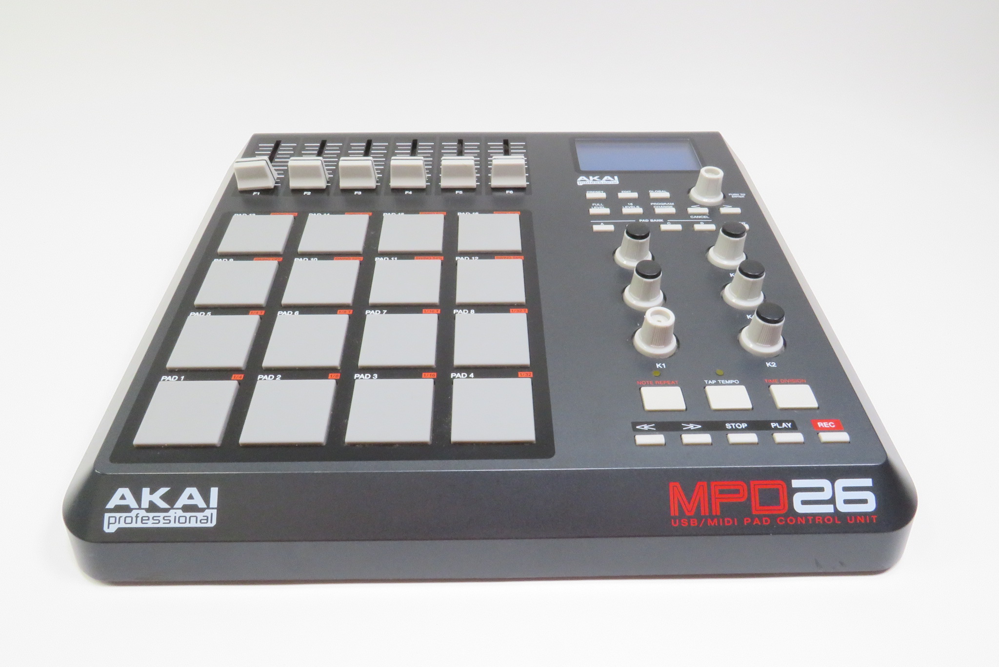 Akai hot Professional Mpd 26