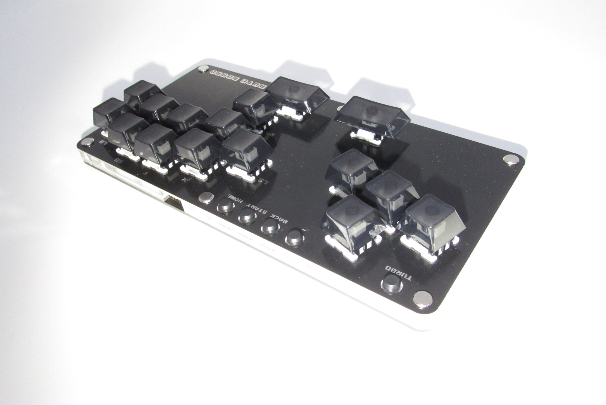 【Haute42】Haute Board B16【新品/未使用】 Amazon.co.jp: Haute42 レバーレス アケコン レバーレス