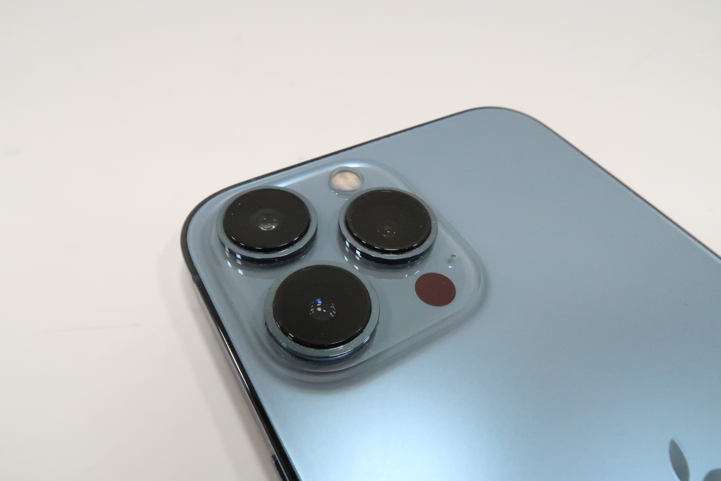 Apple NLF93ll/A iPhone 13 Pro Max 256GB AT&T 6.7