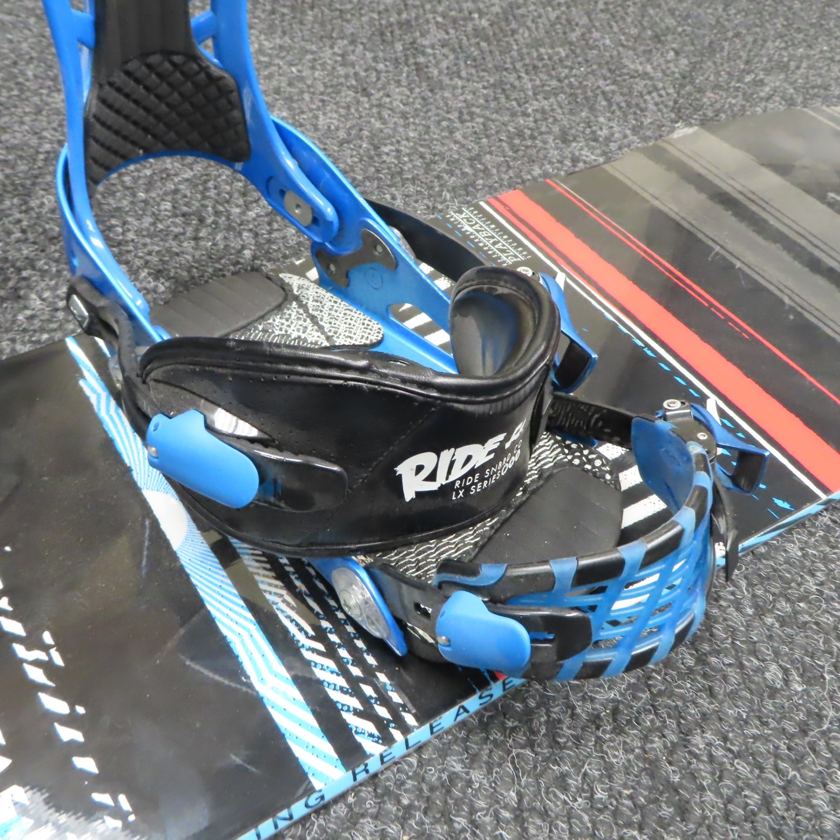 K2 Playback (2013) SN220040 Woodcore Snowboard - Black/Red
