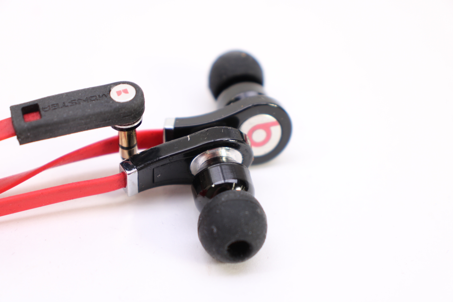 Beats by Dr. Dre 123888-00 Monster Tour High Resolution In-Ear