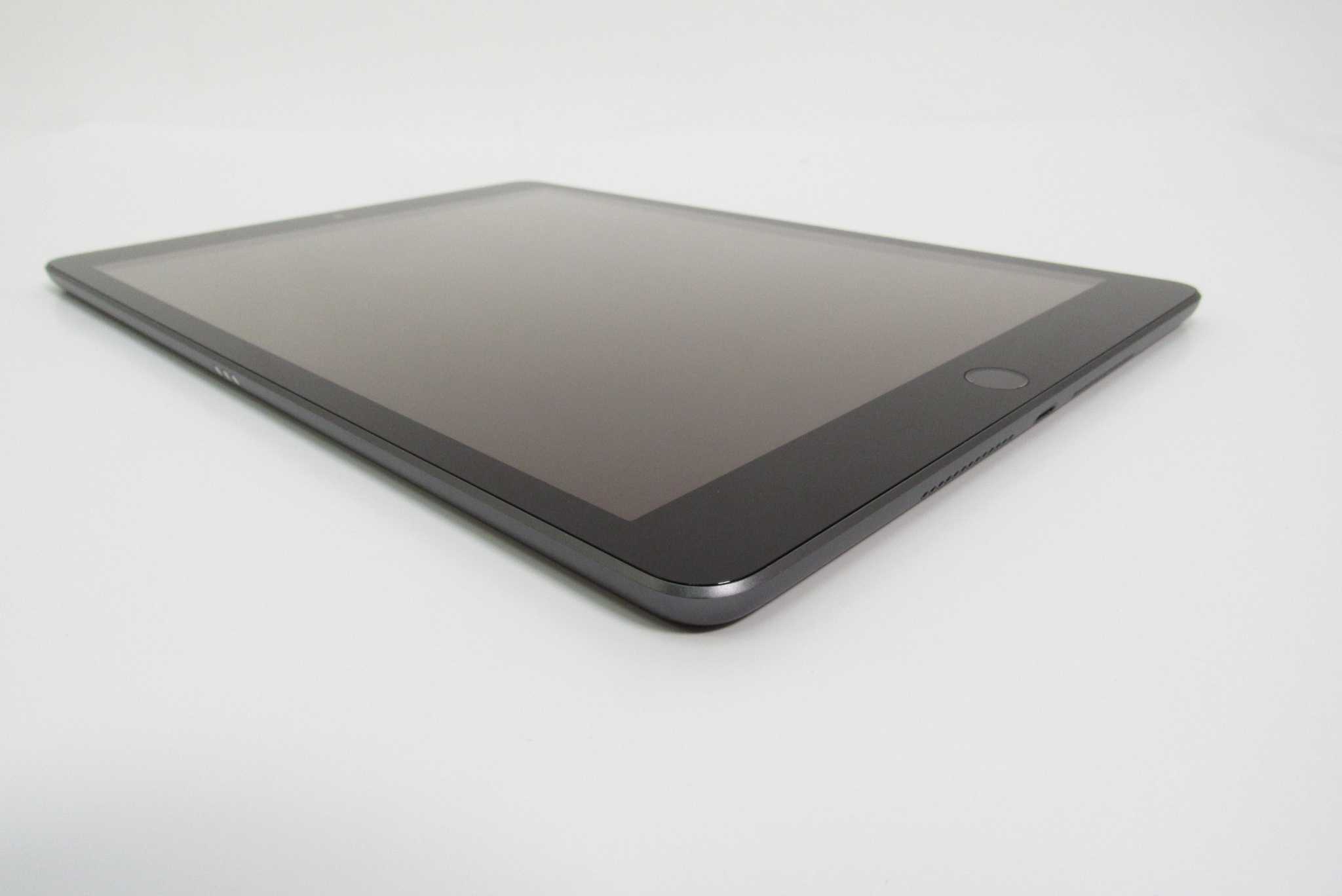 Apple iPad 9th Generation MK2K3LL/A 64GB Wi-Fi 10.2