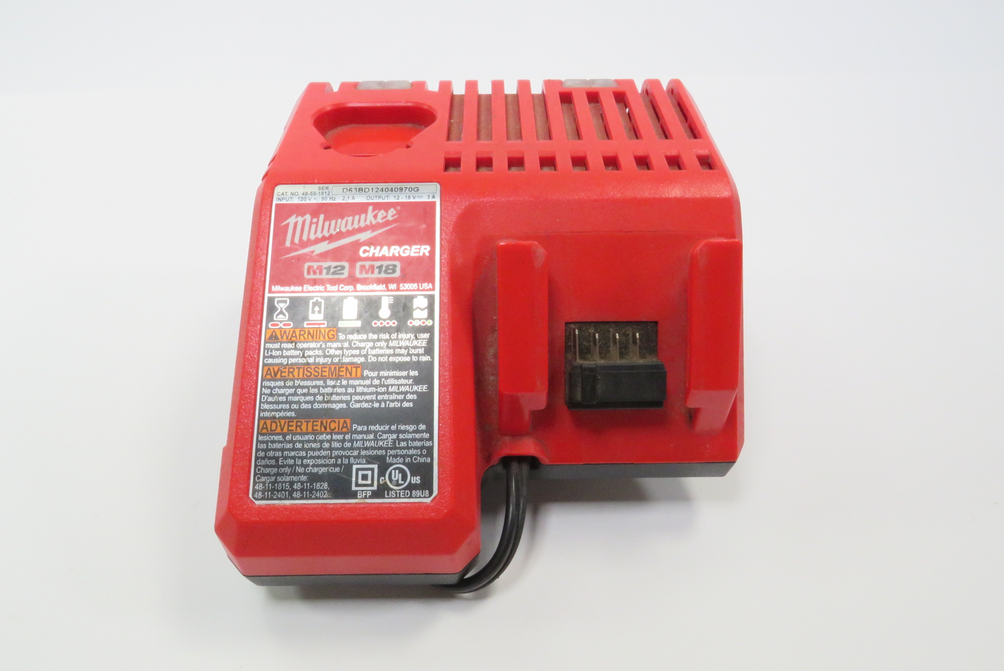 18V 48-11-1815 CONNECTEUR batterie chargeur outil connecteur outils électriques EUR 6,34