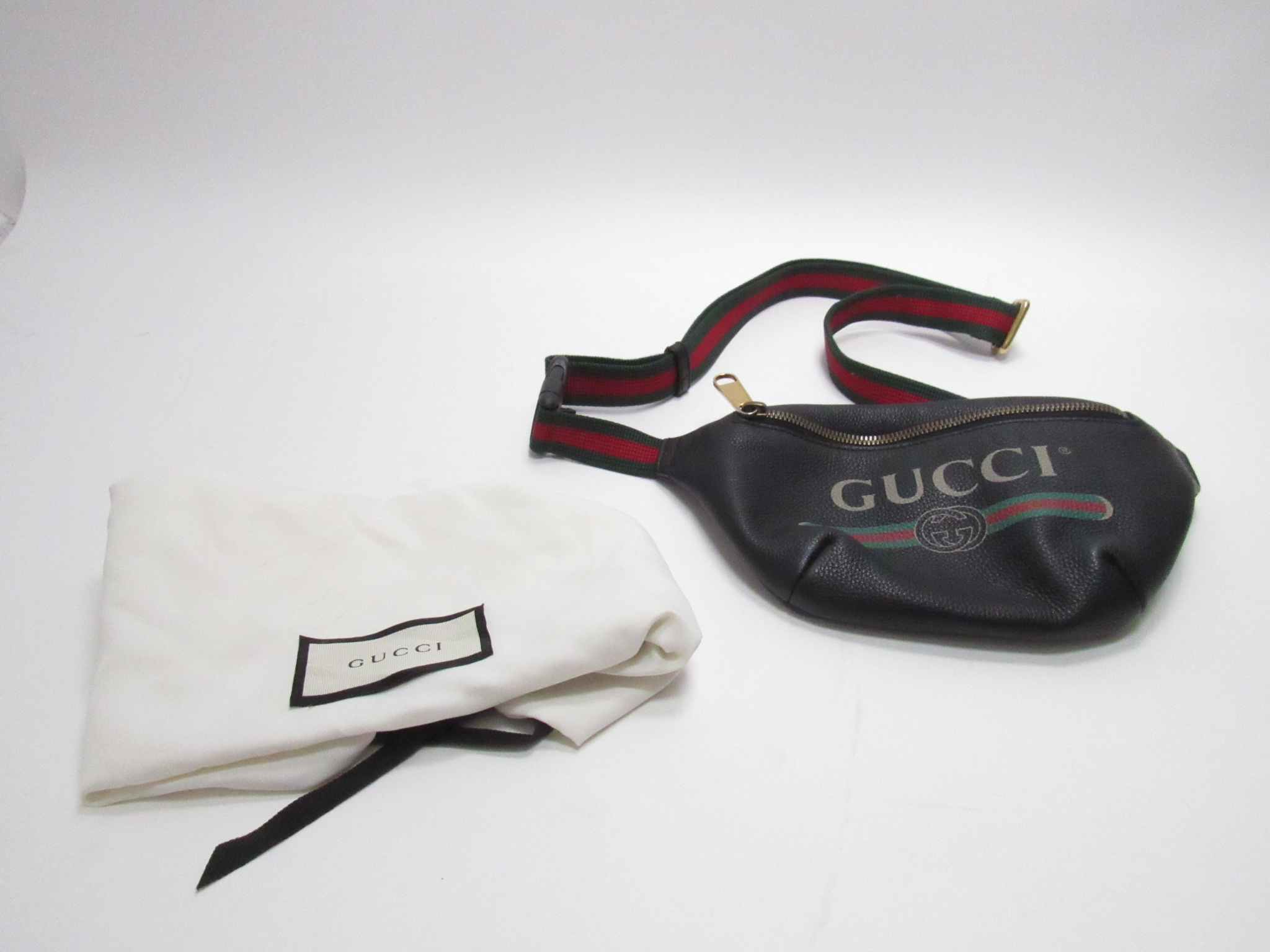 Tas waist bag hot sale gucci original