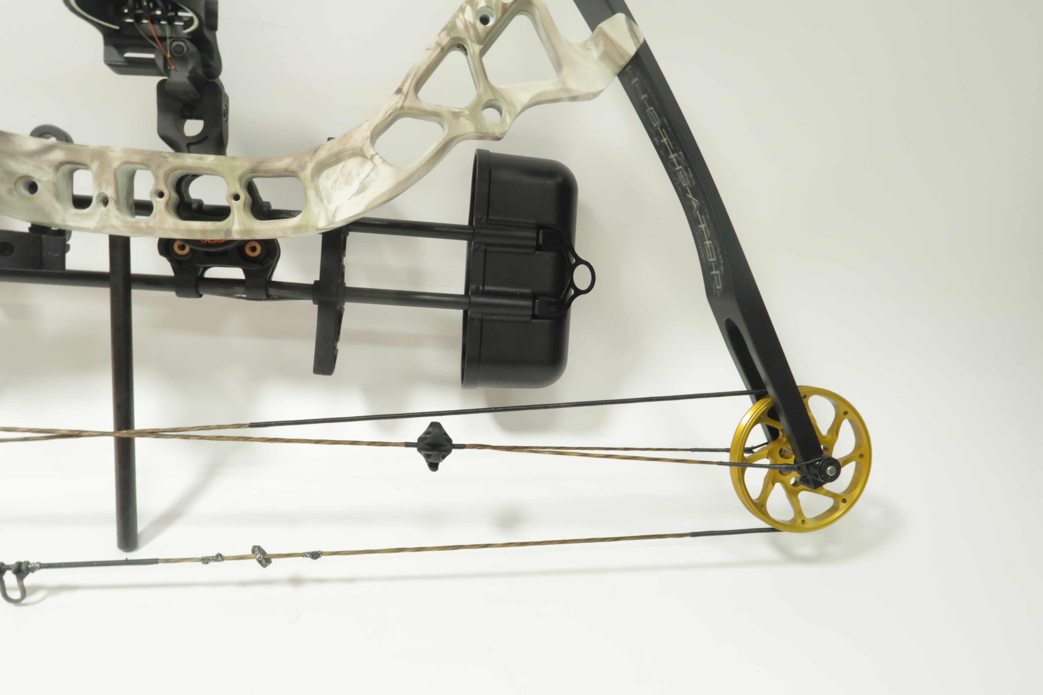 Cabela's by Bowtech Instigator Compound Bow