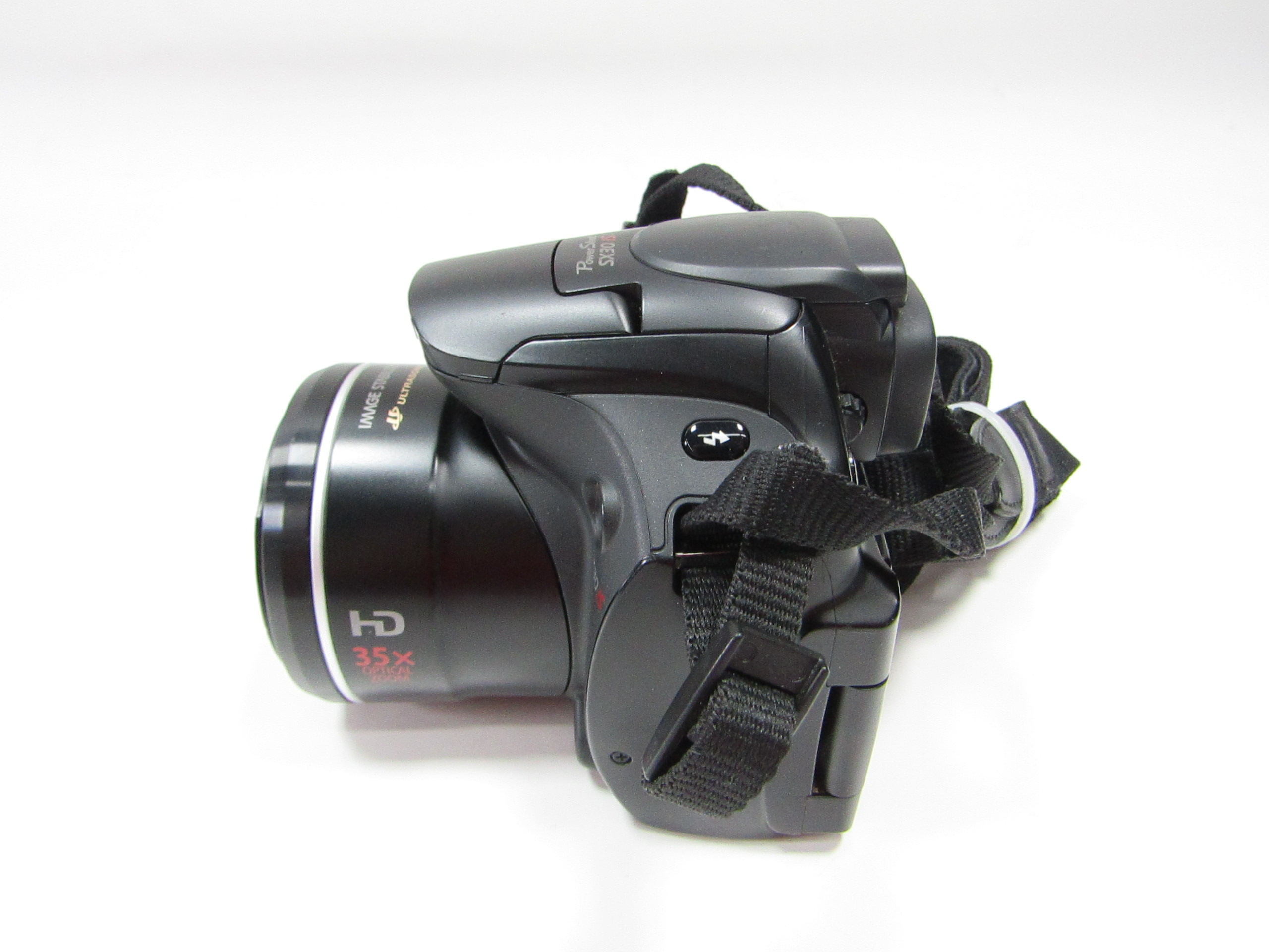 Canon PC1560 PowerShot SX30 IS f/2.7-5.8 14.1 Megapixel