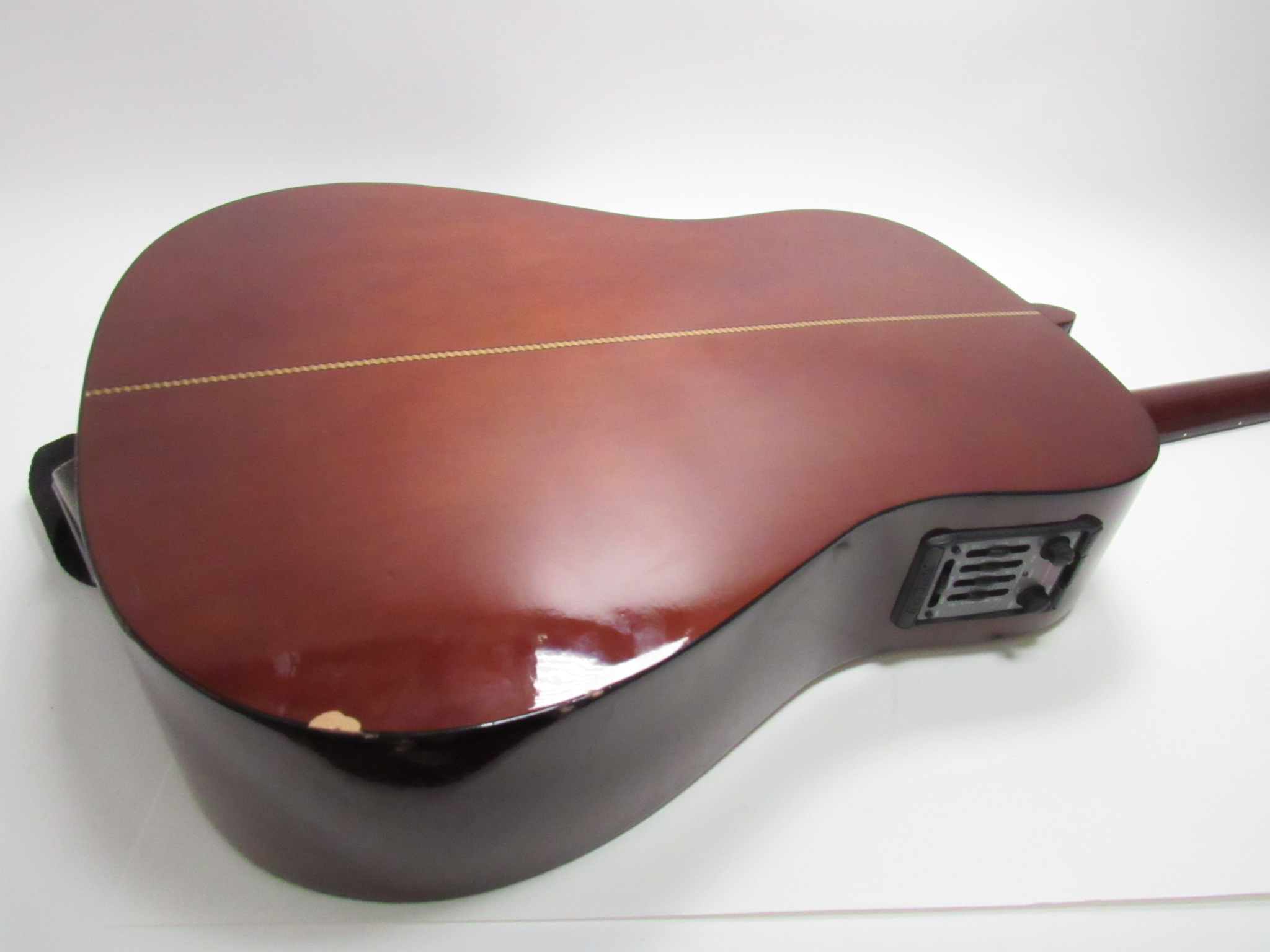 Hohner HW220 Handcrafted Acoustic/Electric Guitar Local Pickup Only