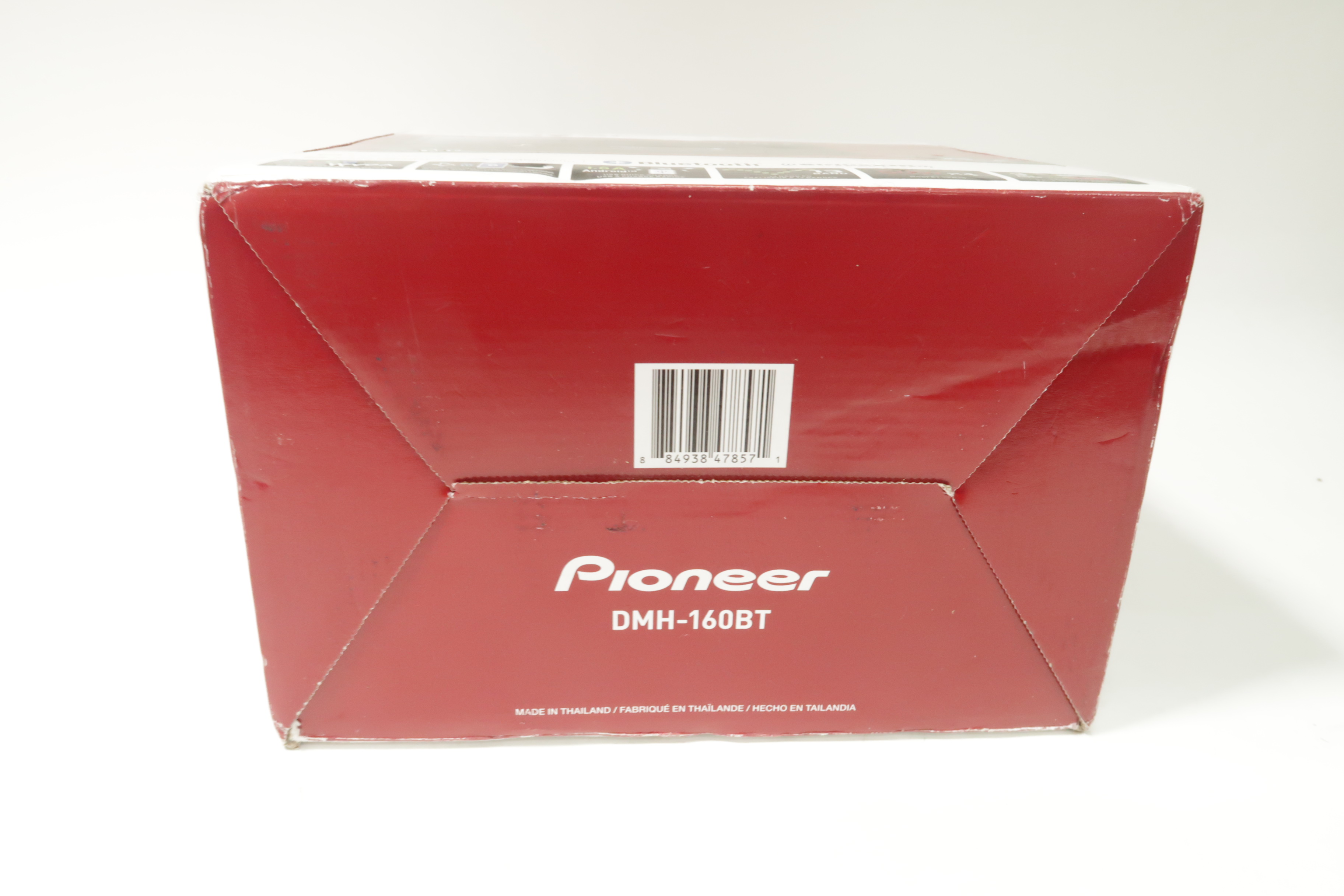 Pioneer DMH160BT Carplay/Android Auto 6.8" Touchscreen Digital Media