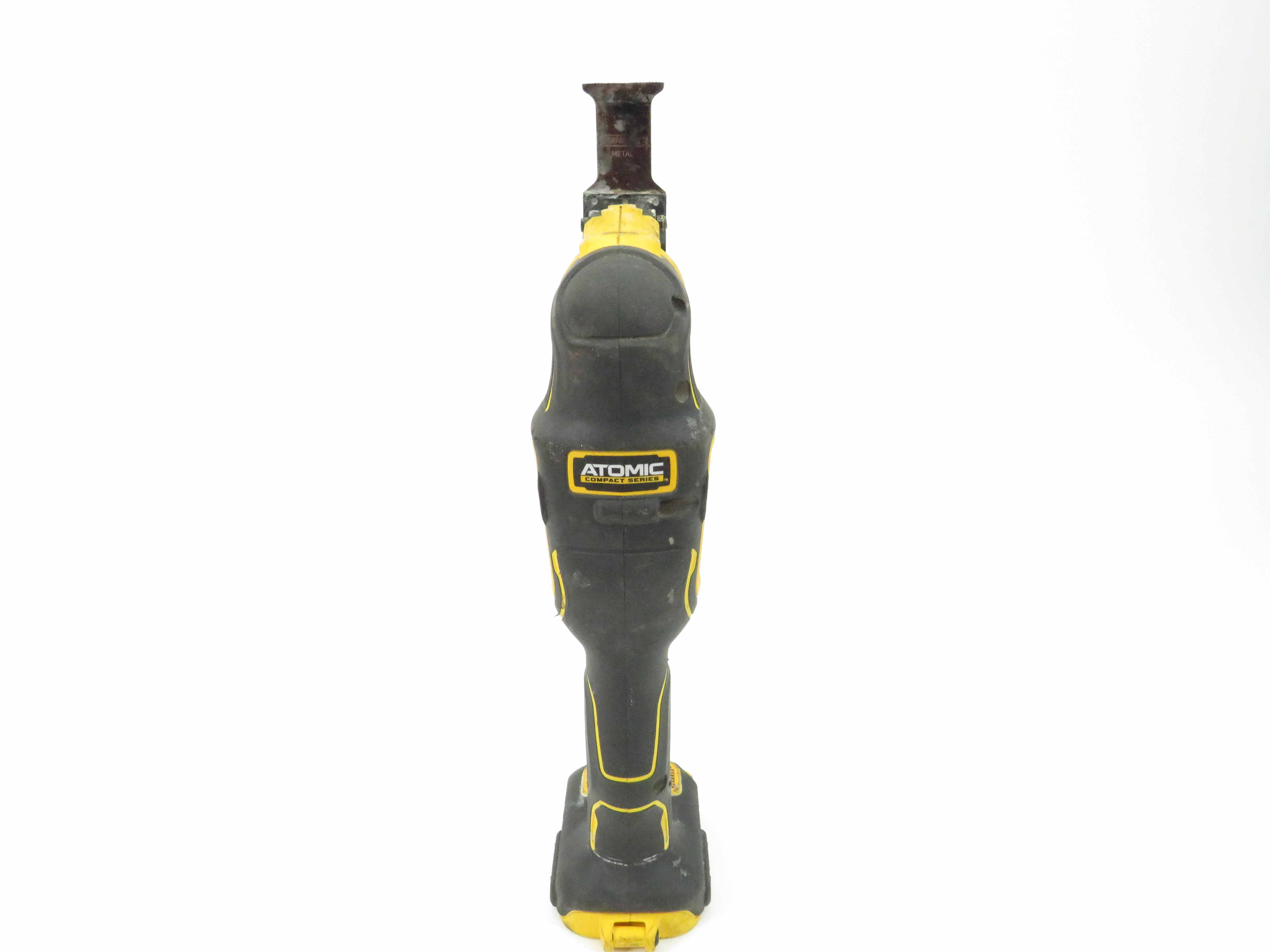 DeWalt DCS354 ATOMIC 20-Volt MAX Cordless Brushless Oscillating Multi-Tool