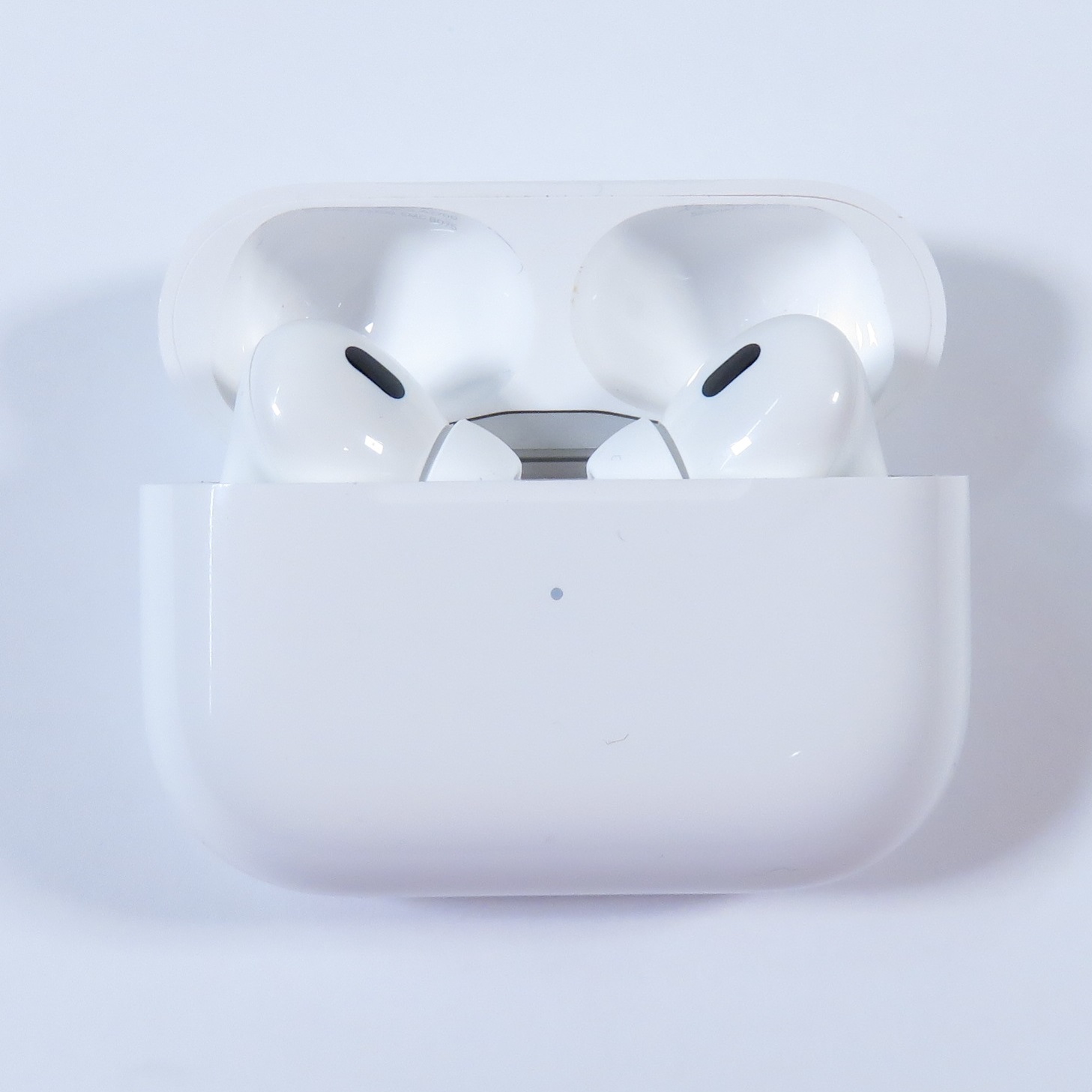 Apple AirPods Pro 2nd Gen A2700 Active Noise Cancelling Wireless Earbuds