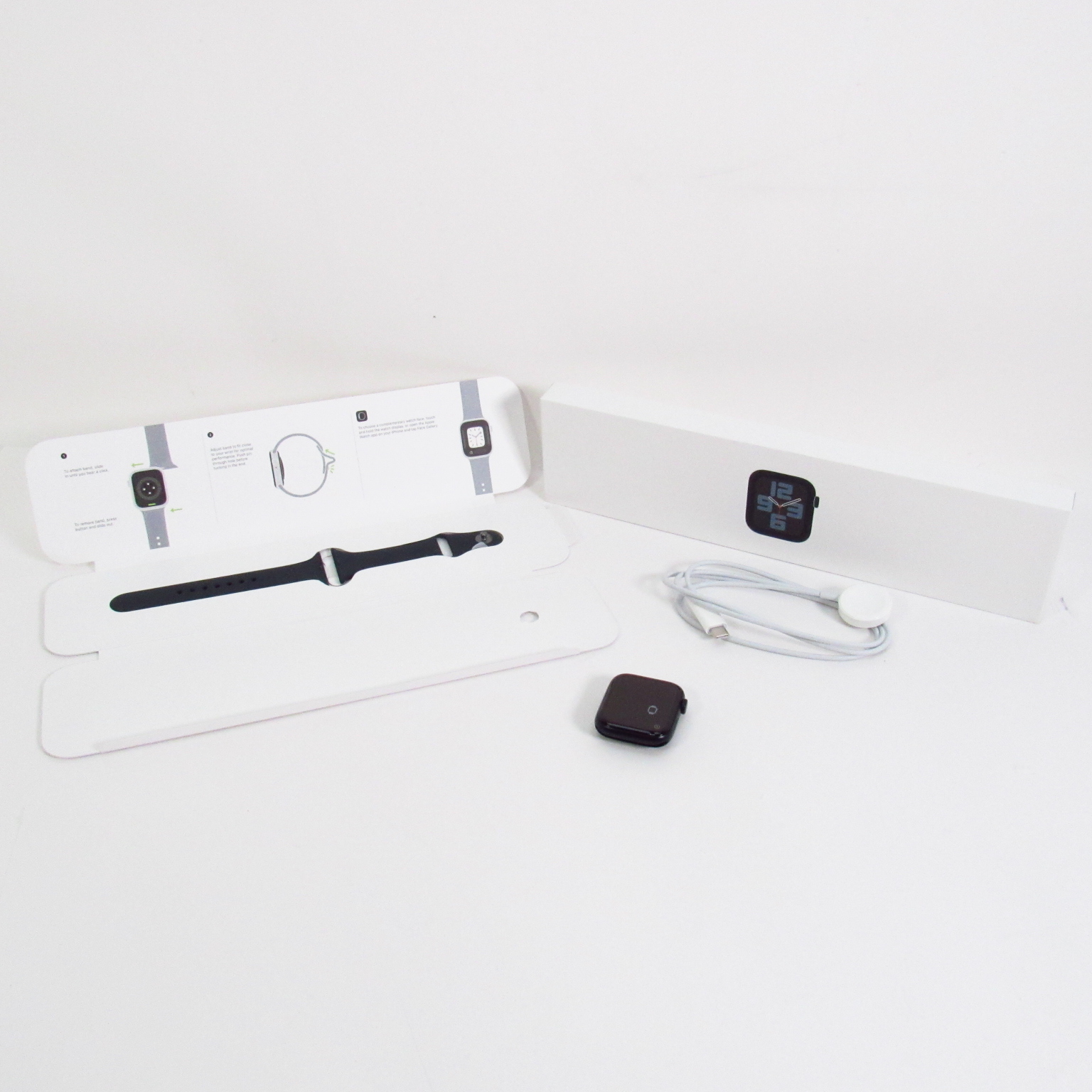 Apple Watch SE 2nd Gen MNTF3LL/A 44mm GPS Midnight Smartwatch