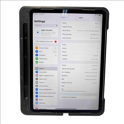 Apple iPad Pro 3rd Generation MHMW3LL/A 3.2GHz 8GB Ram 56GB 11