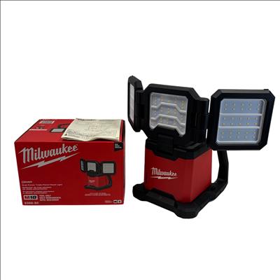 Milwaukee 2368-20 M18 ROVER Dual Power Triple-Panel Flood/Area Light