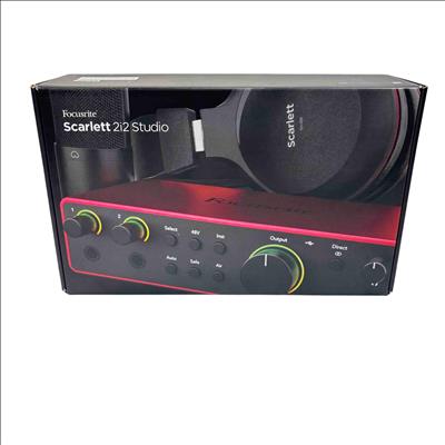 Focusrite Scarlett 2i2 Studio 4th Gen Recording Bundle