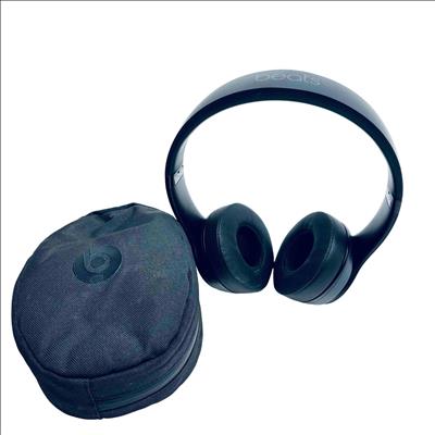 Beats by Dr. Dre Solo3 A1796 Wireless On-Ear Headphones Black
