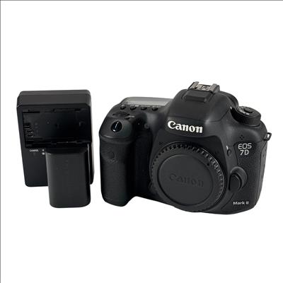 Canon EOS 7D Mark II 20.2-Megapixel APS-C Professional Digital SLR