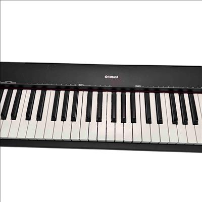 Yamaha NP-30 Portable Grand 76-Key Digital Piano