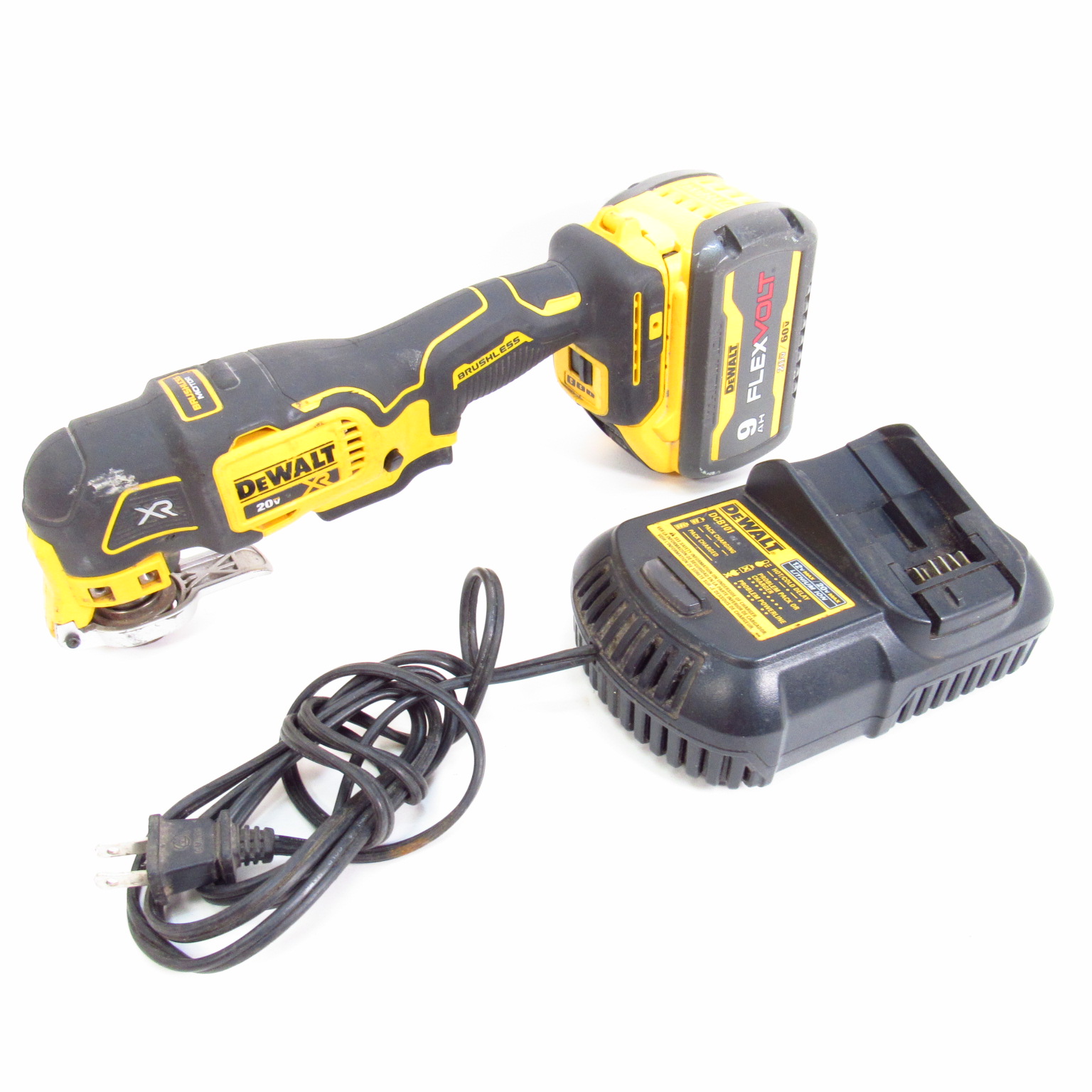 DeWalt Power Tools DCS356 20V Cordless Oscillating MultiTool Kit