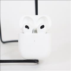 Apple AirPods A2564 3rd generation with Lightning Charging Case - White