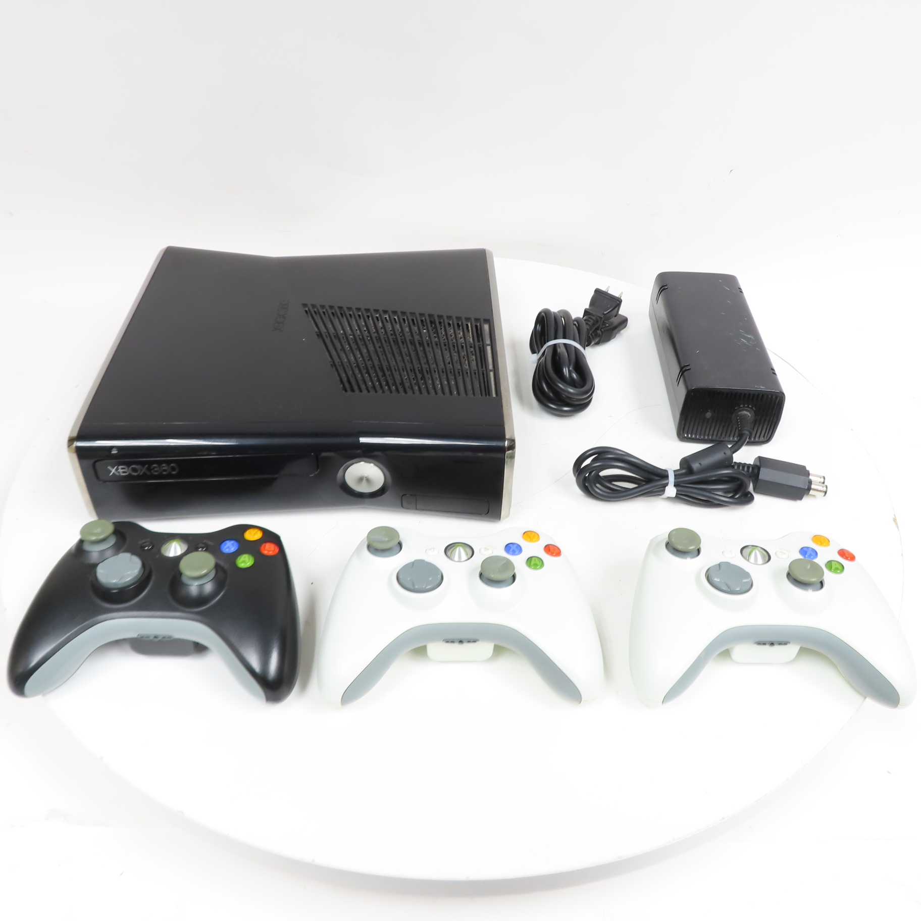 Microsoft 1439 Xbox 360 S 250GB Video Game Console